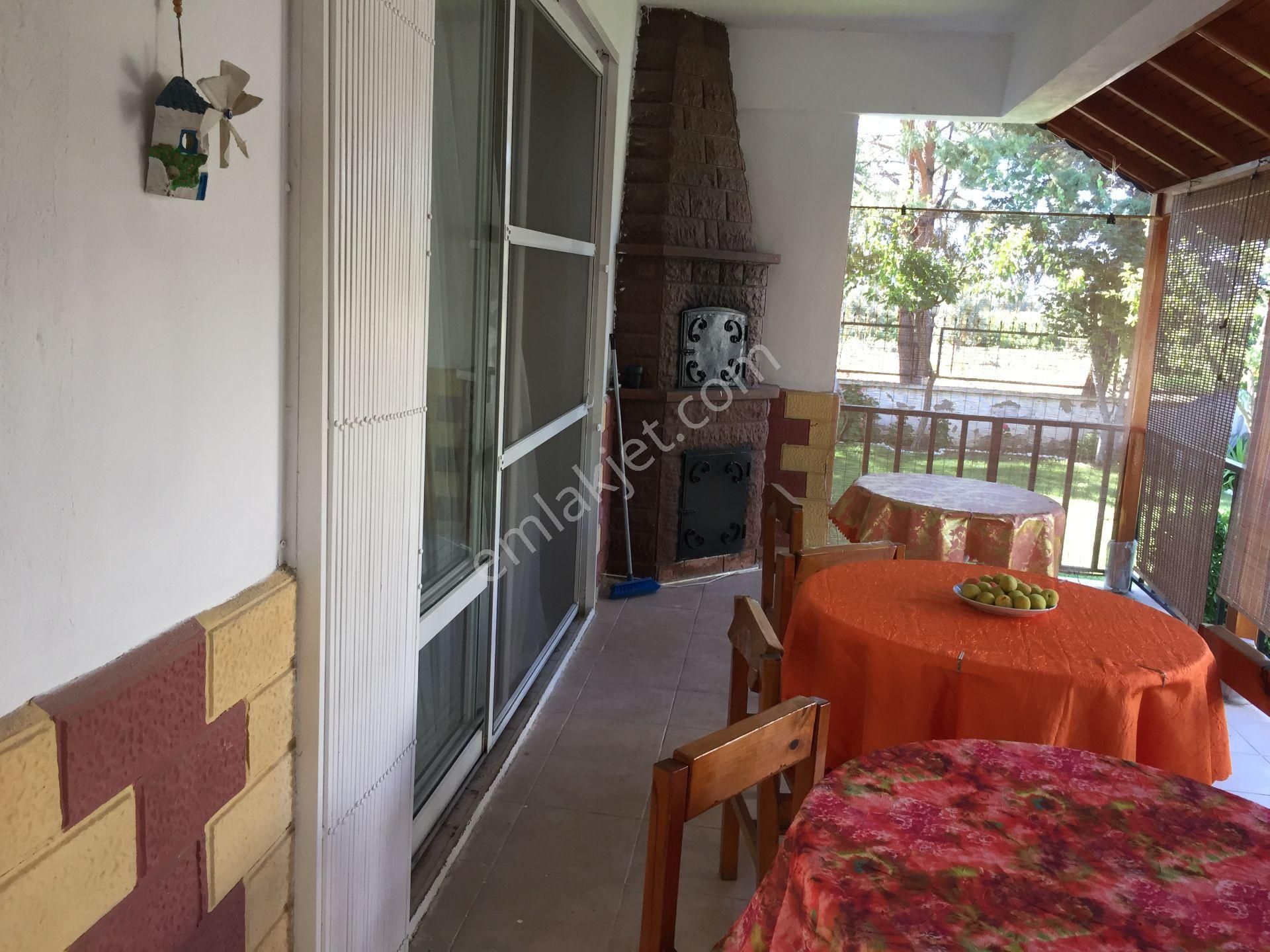 Site İçinde Bahçeli- Havuzlu Dubleks Villa - Görsel 16