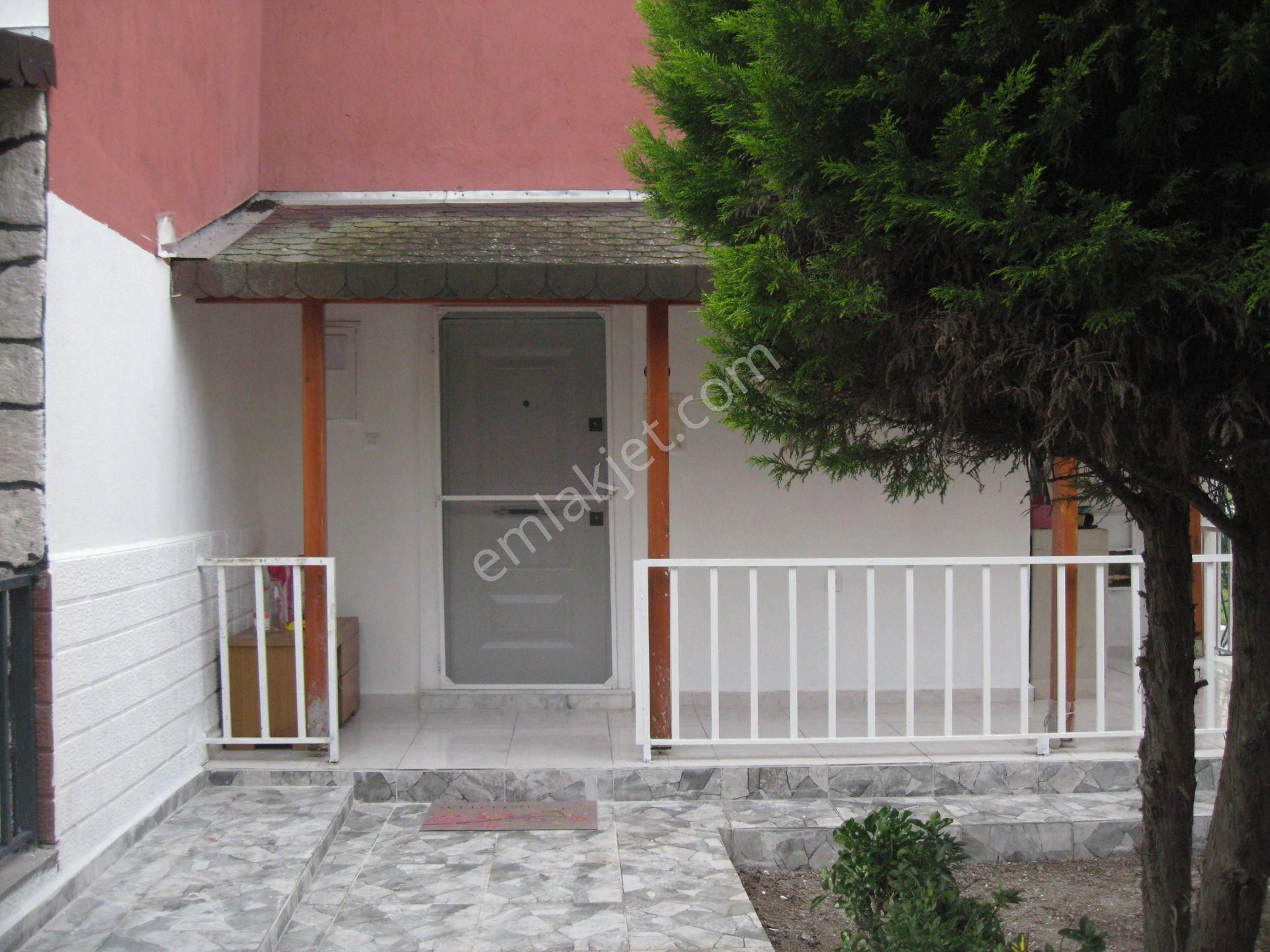 Site İçinde Bahçeli- Havuzlu Dubleks Villa - Görsel 14