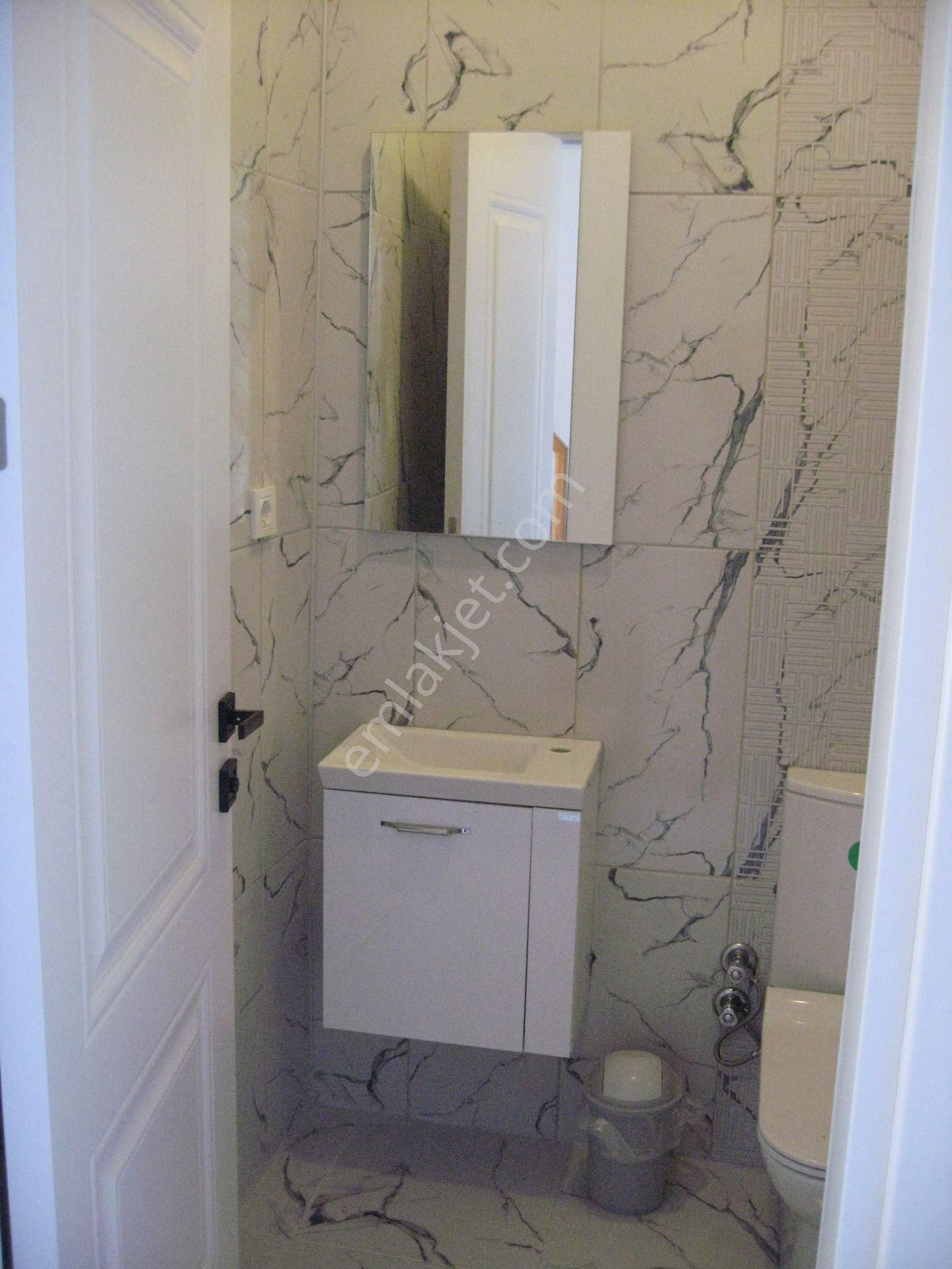 Site İçinde Bahçeli- Havuzlu Dubleks Villa - Görsel 30