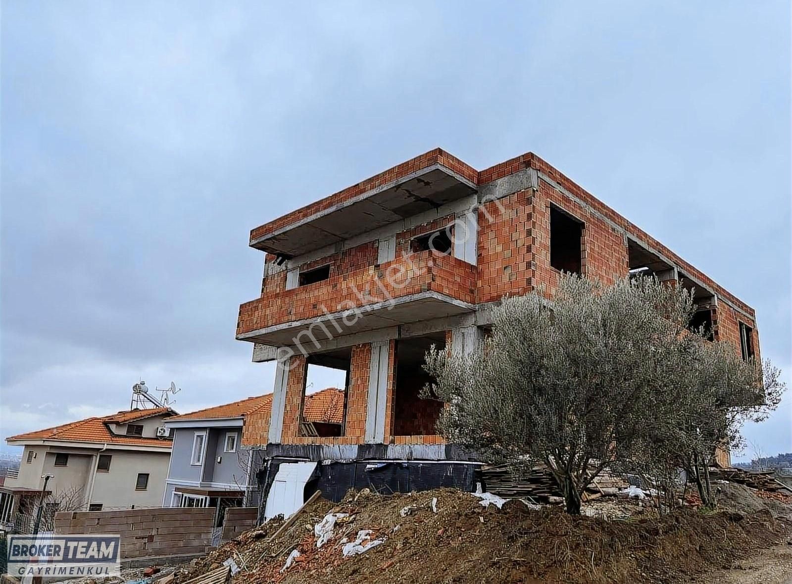 Nilüfer Konak Satılık Villa KAYAPA'DA FULL MANZARALI VİLLA ( YARI PEŞİN YARI VADE)