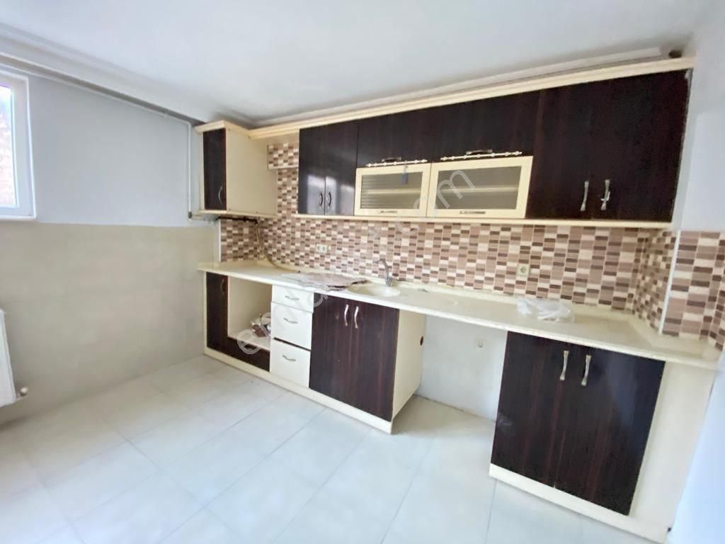 Evim-nur'dan Kışla Mh. 3+1 10 Yıllık Masrafsız Daire