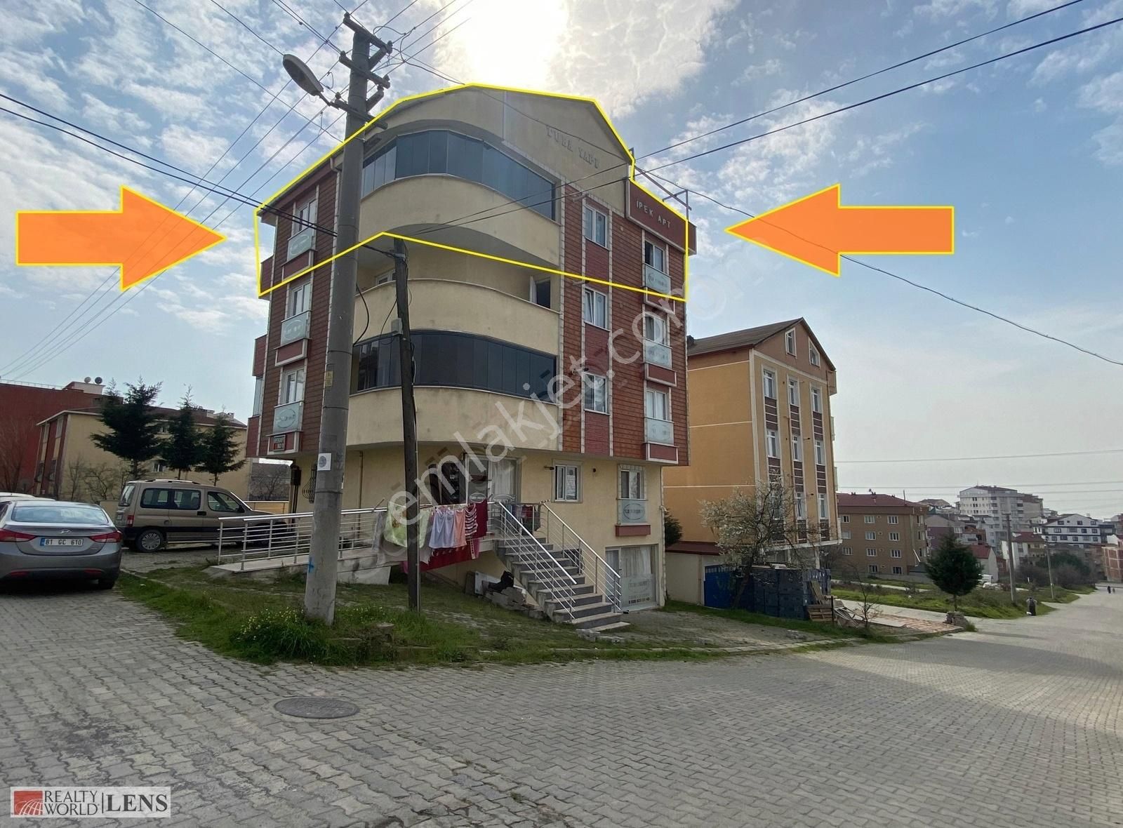 Çayırova Akse Satılık Daire Çayırova Akse mahallesinde 5+1satılık çatı dubleks