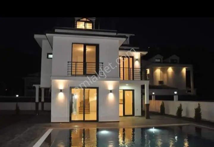 Fethiye Ölüdeniz Satılık Villa FETHİYE HİSARÖNÜNDE SATILIK 4+1 MÜSTAKİL HAVUZLU VİLLA 