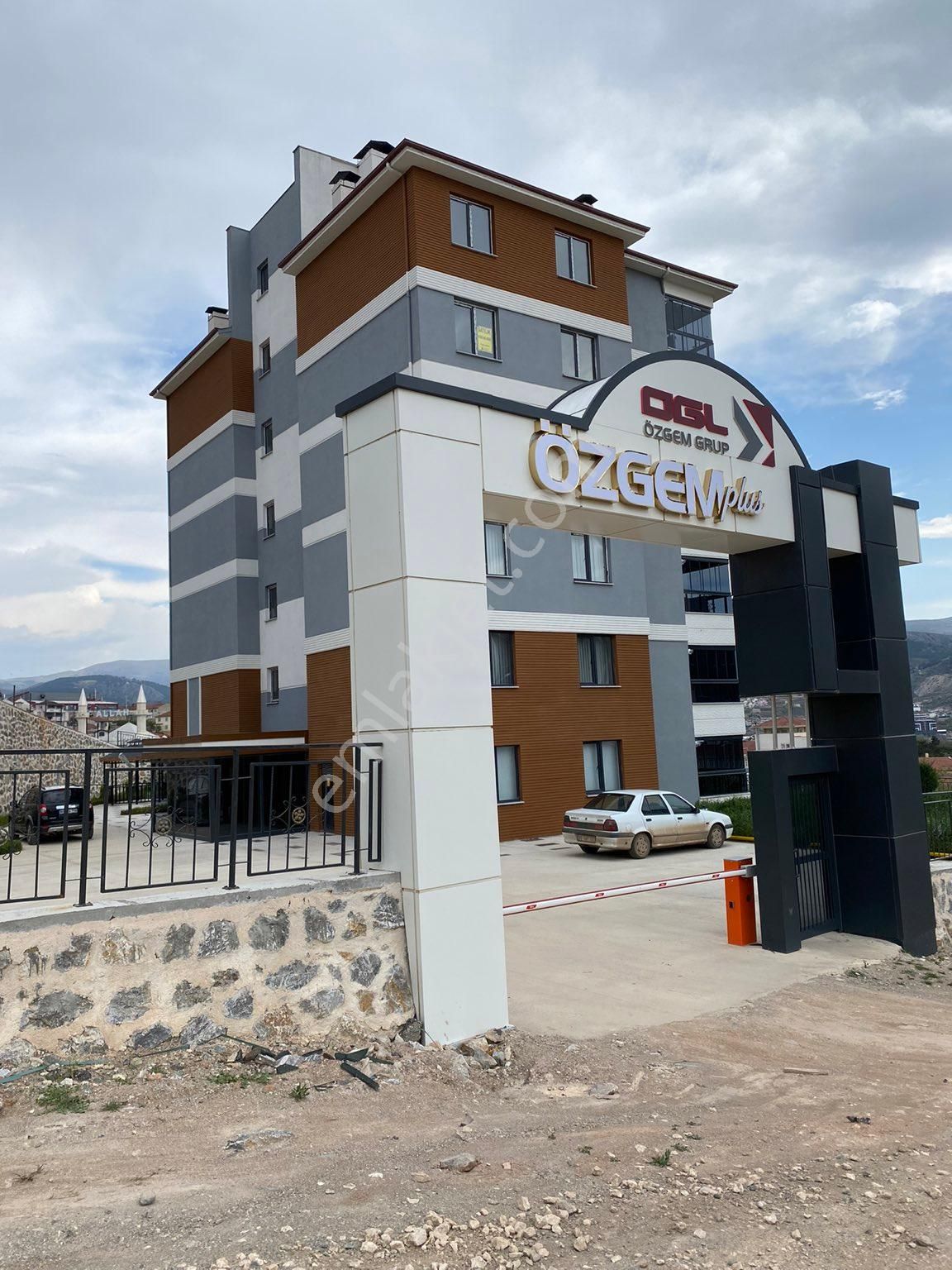 Tokat Merkez Altıyüzevler Satılık Daire TOKAT MERKEZİ KONUM ÖZGEM LİFE 2+1 0 DAİRE