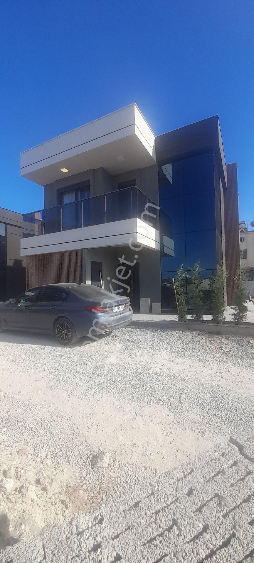 Kuşadası Karaova Satılık Villa KUŞADASI KARAOVADA 4+1 MUTEŞEM MÜSTEKİL SİFİR VİLLA