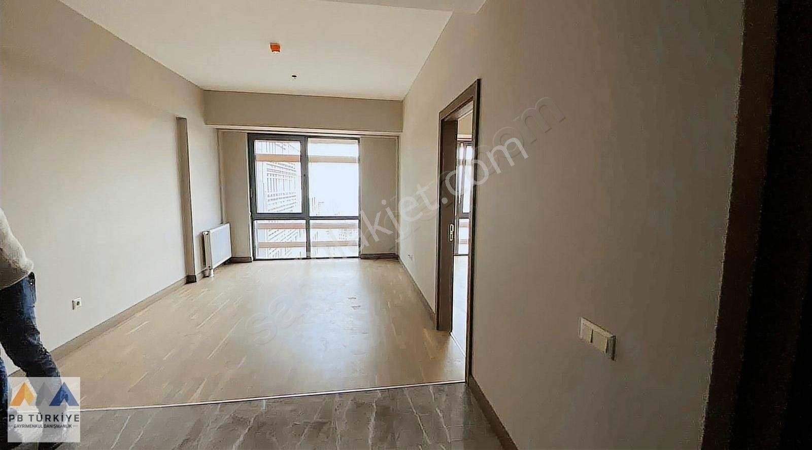 Kadıköy Merdivenköy Satılık Daire BrooklynPark Rezidans Adalar manzaralı 1+1 Satılık Daire