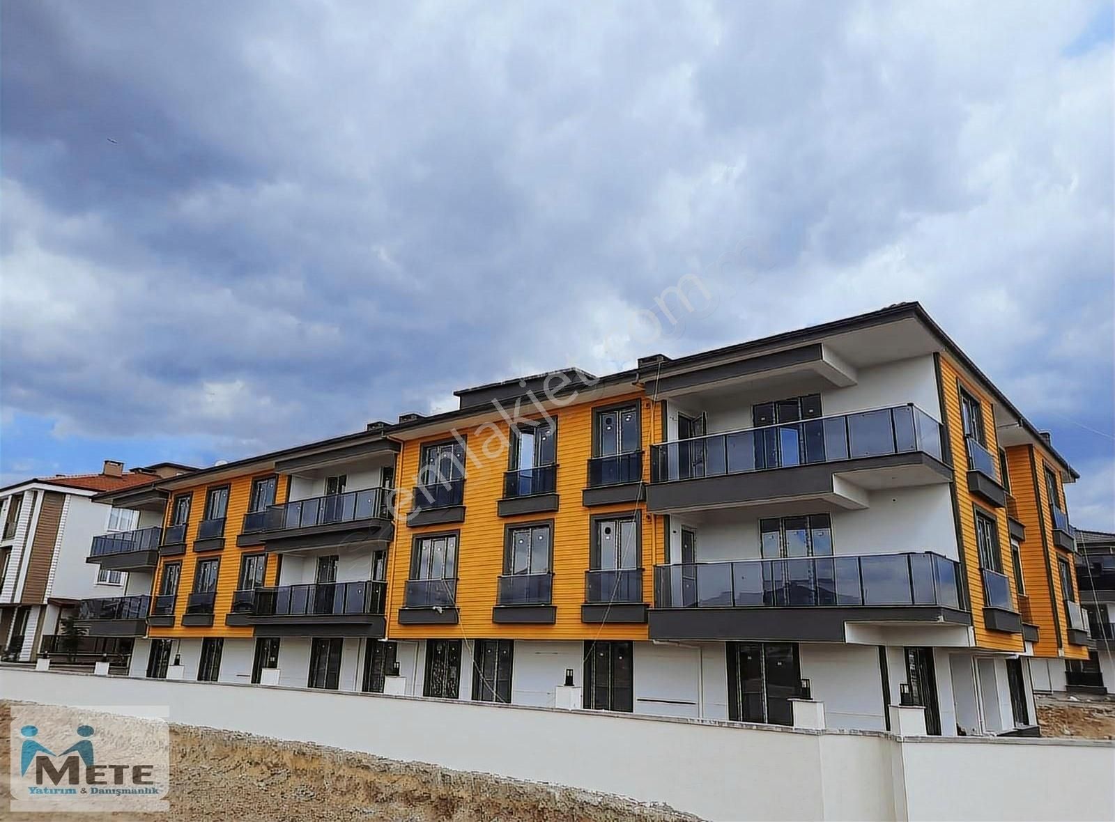 Vilkon Garden Life Sitesinde Satılık 2+1 Sıfır Daireler - Görsel 28