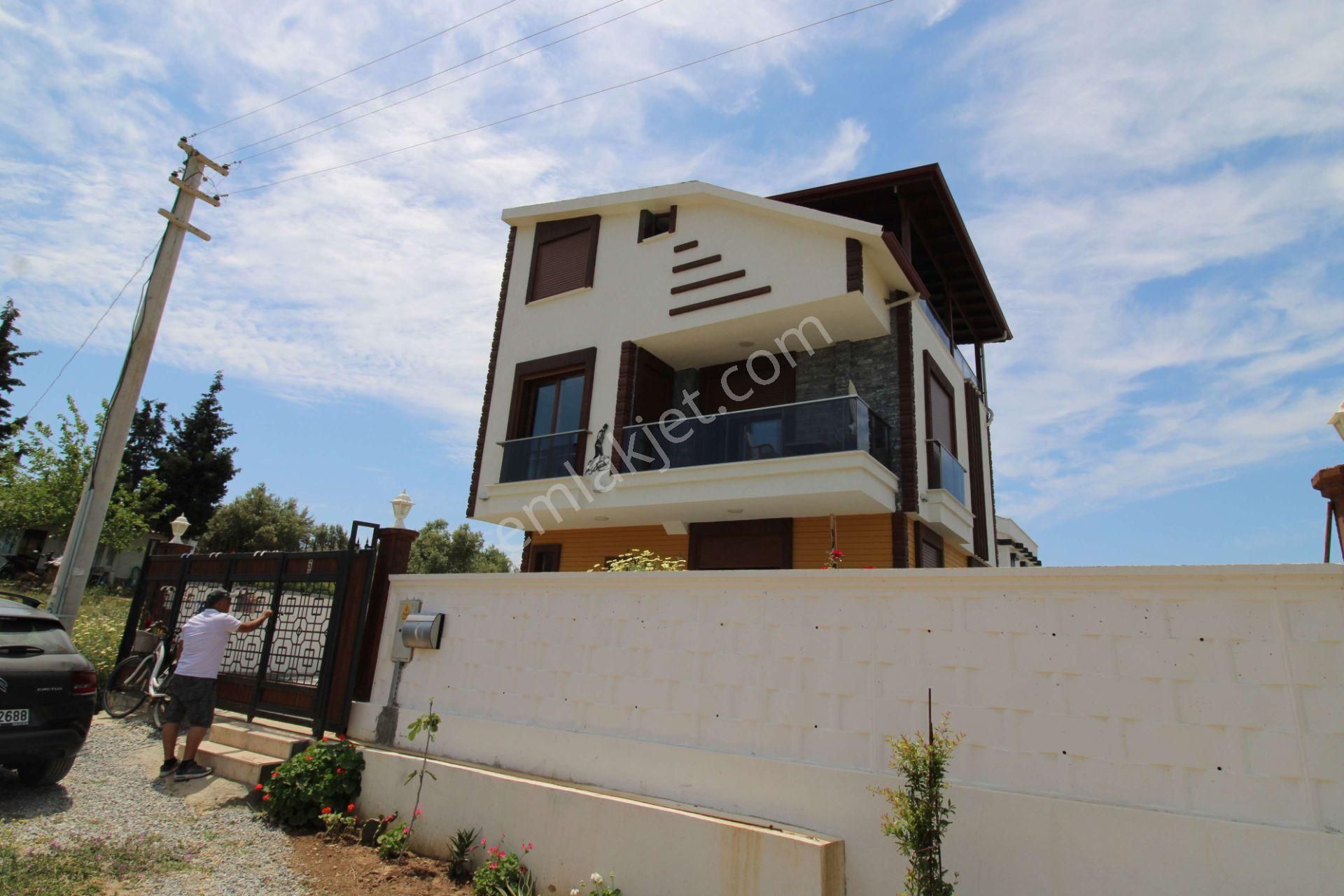 Didim Hisar Satılık Villa  aydın didim hisar mahallesi sağtur bölgesi 5+1 müstakil villa