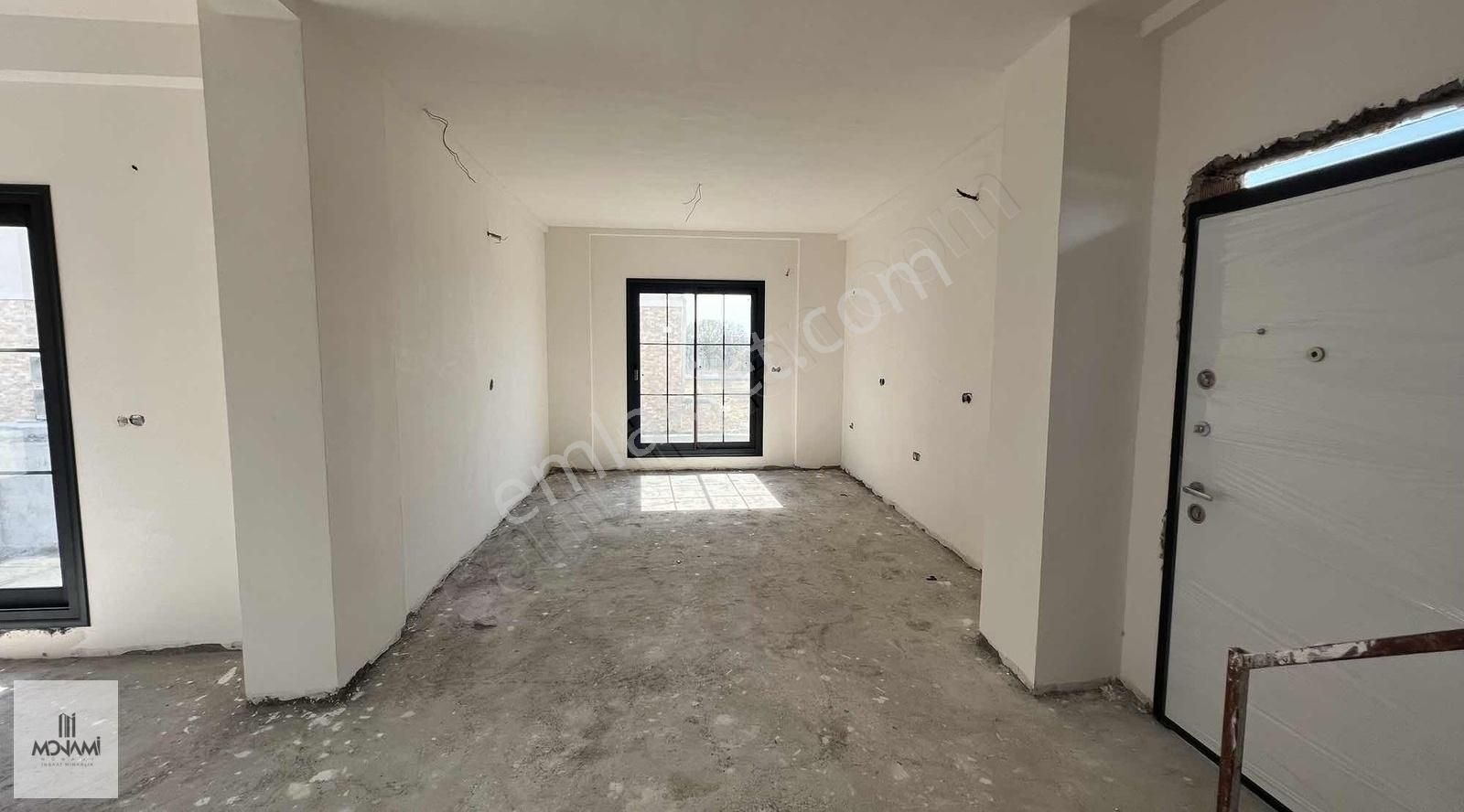 Monami İnşattan Urla Bademlerde Havuzlu Tam Müstakil Taş Villa - Görsel 5