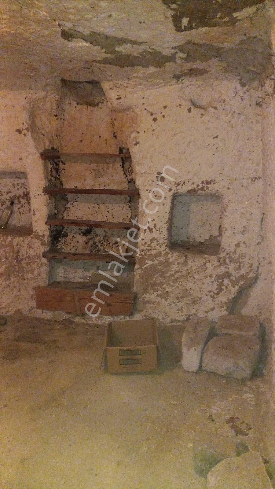 Nevşehir Nar Kasabasında Motel Olmaya Müsait Kaya Damlardan Oluşan Satılık Müstakil Ev - Görsel 7