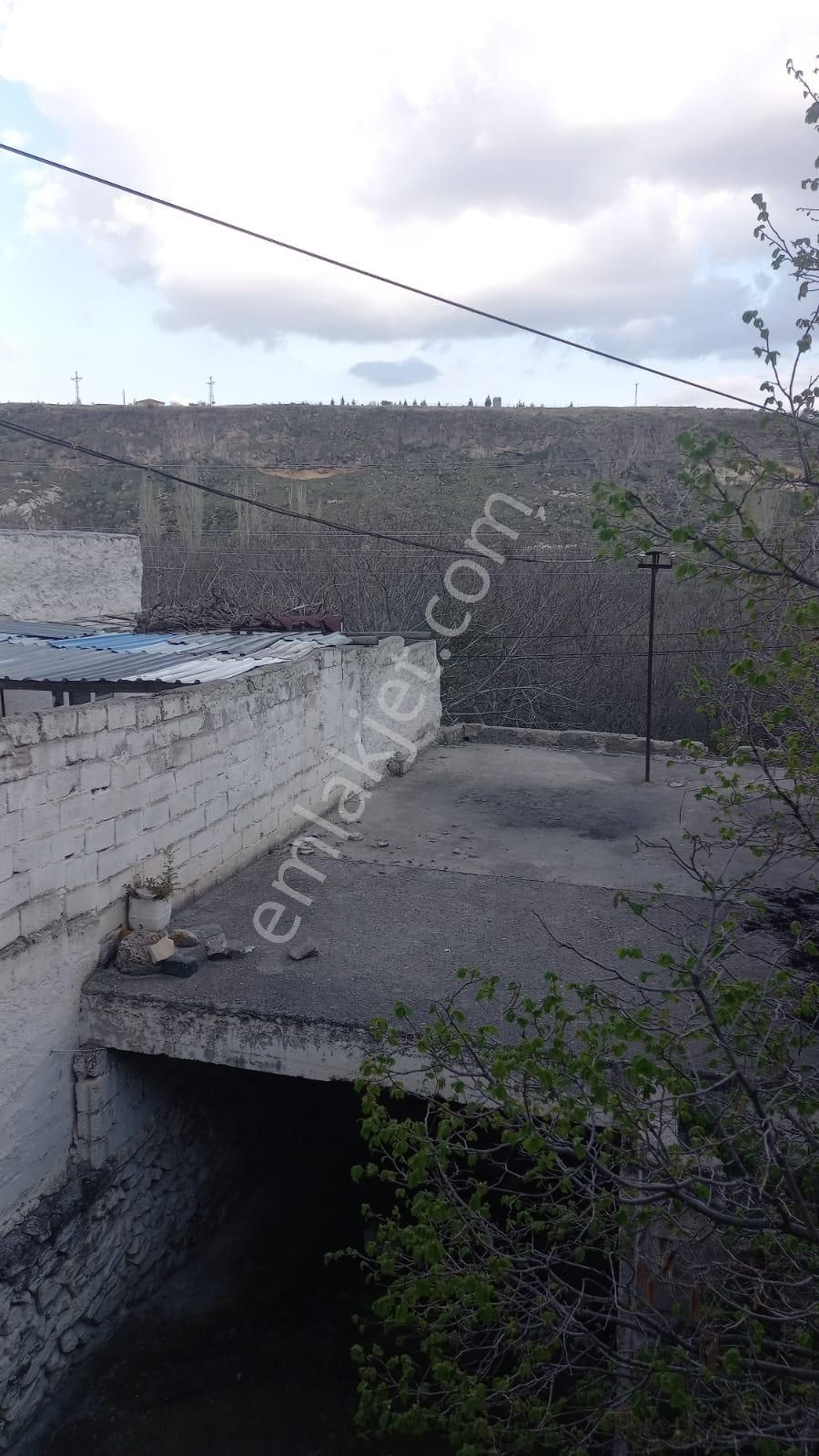 Nevşehir Nar Kasabasında Motel Olmaya Müsait Kaya Damlardan Oluşan Satılık Müstakil Ev - Görsel 19