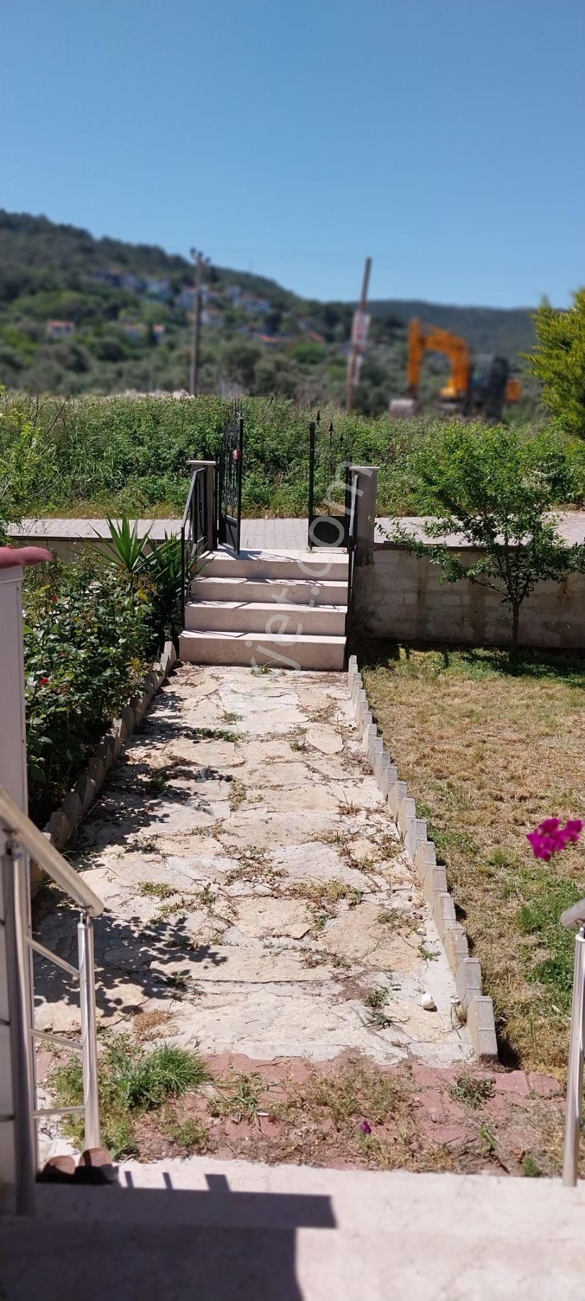 Rose Emlak'tan Satılık Denize 50 Metre Villa - Görsel 17