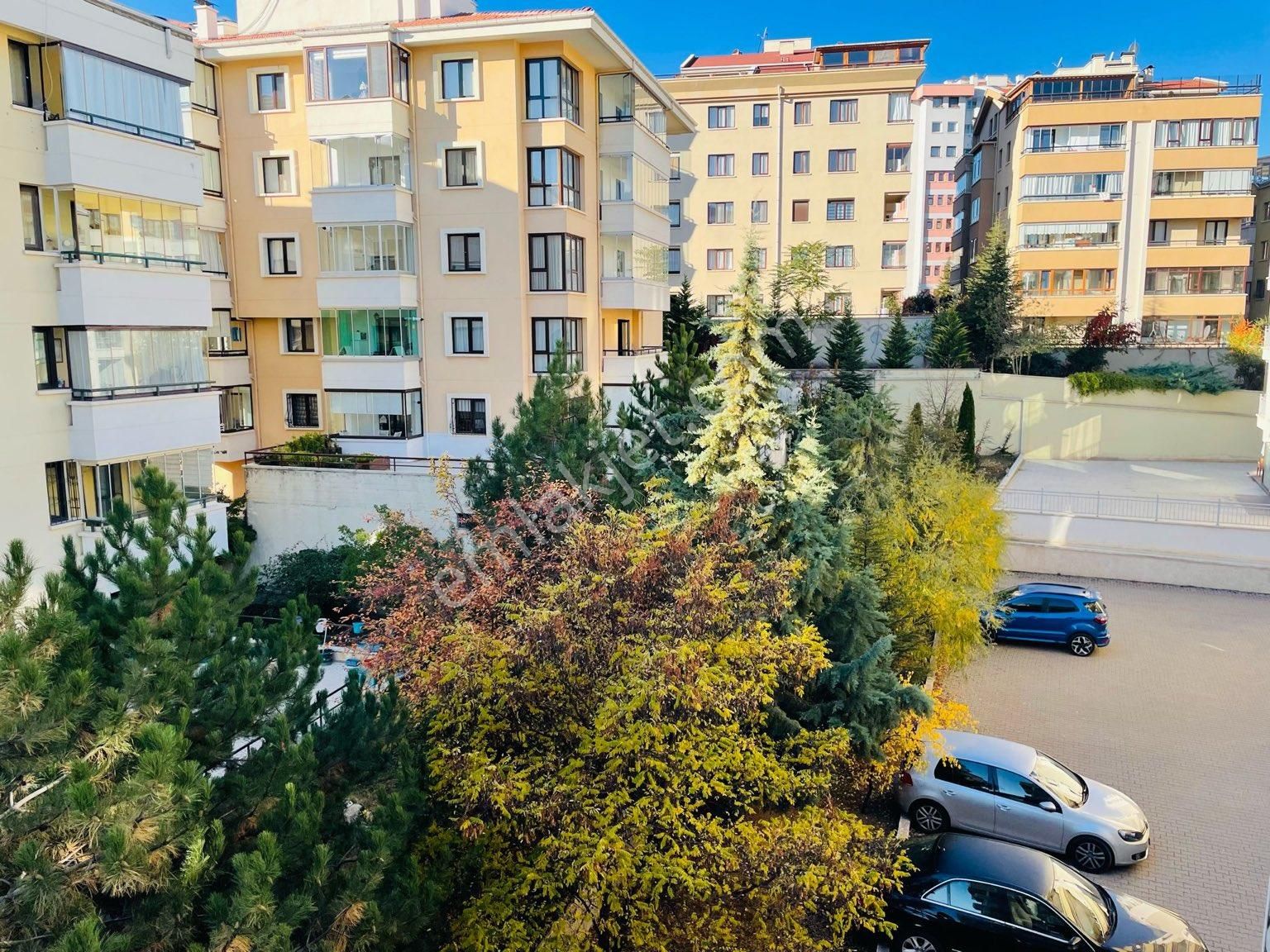 Çankaya Hilal Satılık Daire Hilal de Zevkinize Göre Tasarım Yapabileceğiniz 420m2 Dublex Daire