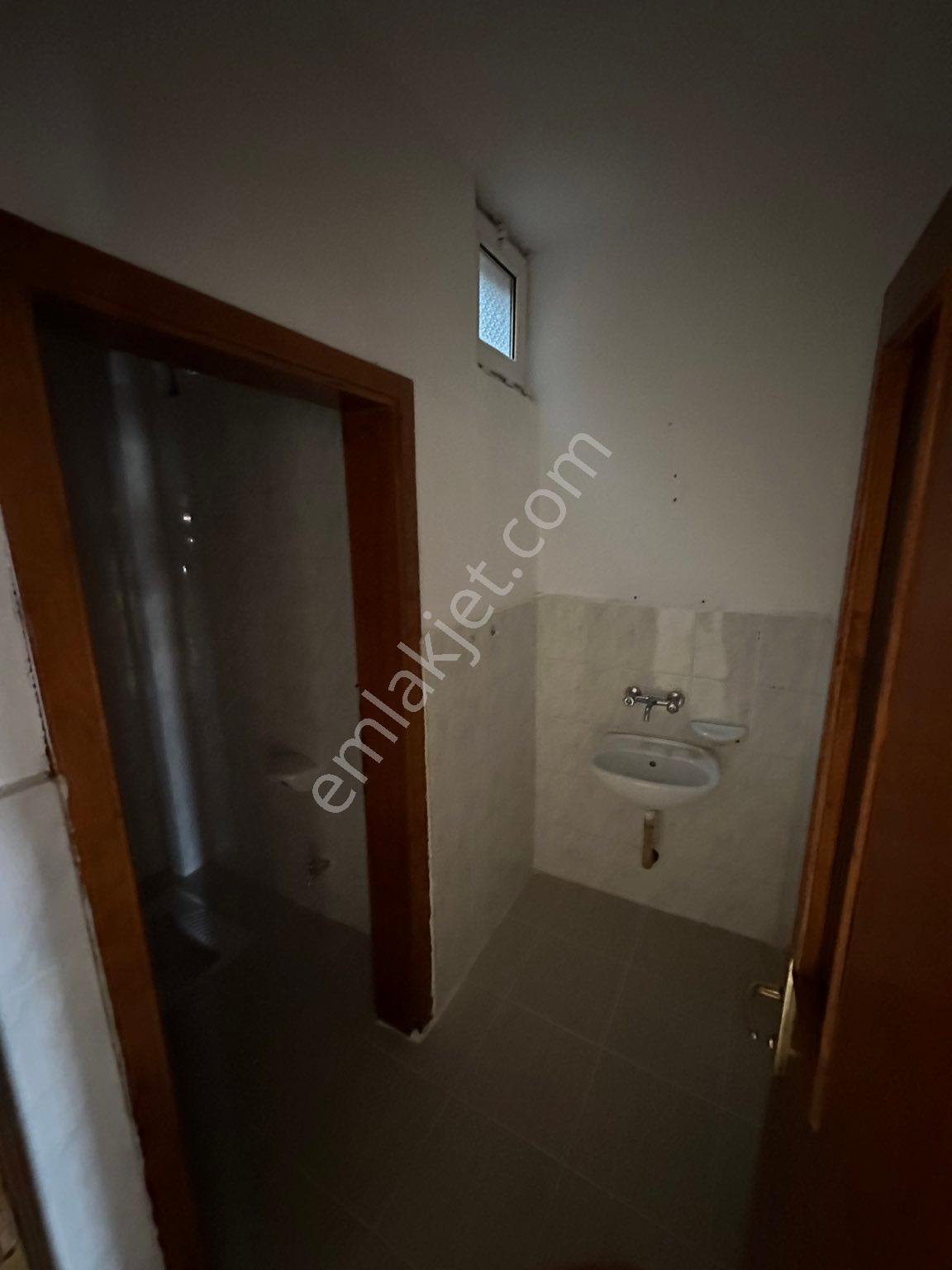 Sahibinden Doğalgaz Kombili Kiralık 170m2 Geniş 3+1 Daire - Görsel 20