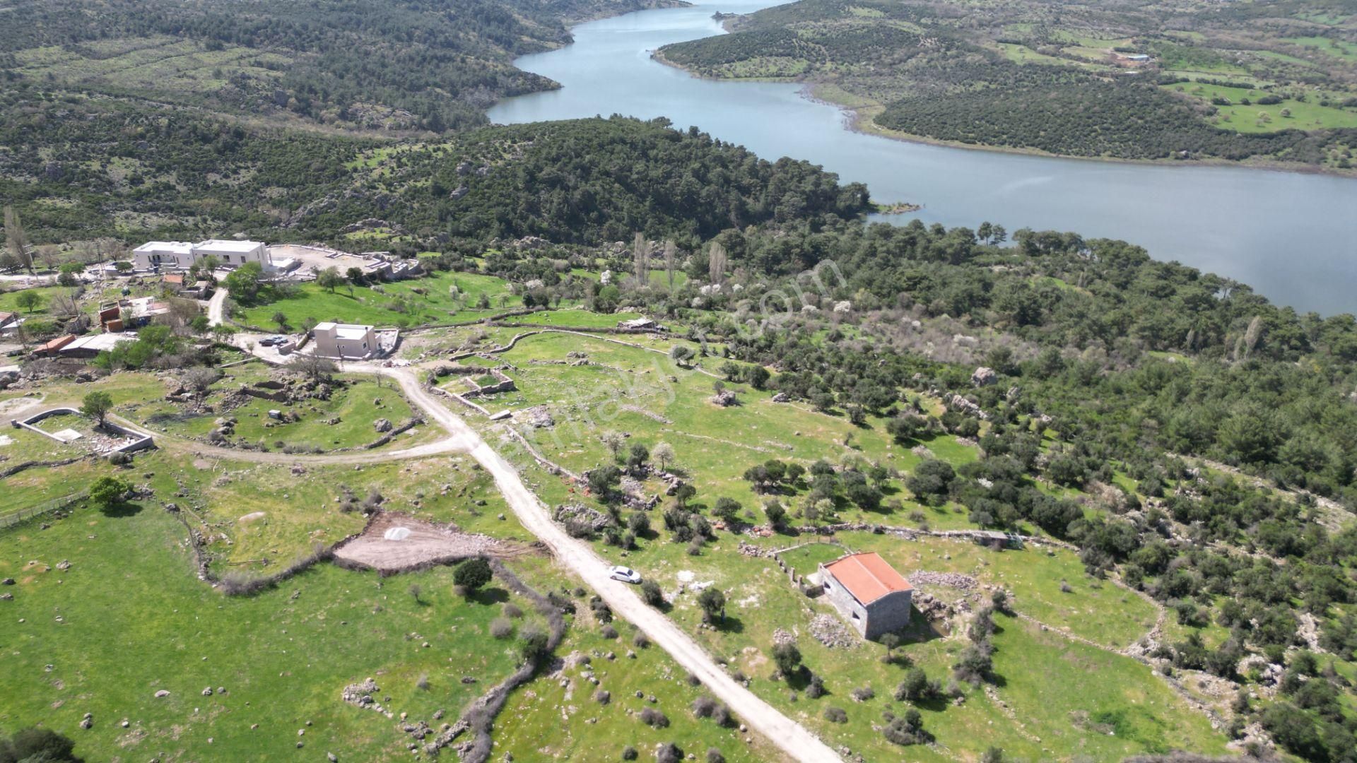 Ayvacık Ahmetçe Köyü (Çaltepe) Satılık Müstakil Ev AYVAÇIK AHMETÇEDE MANZARALI TAŞ EV SATILIK