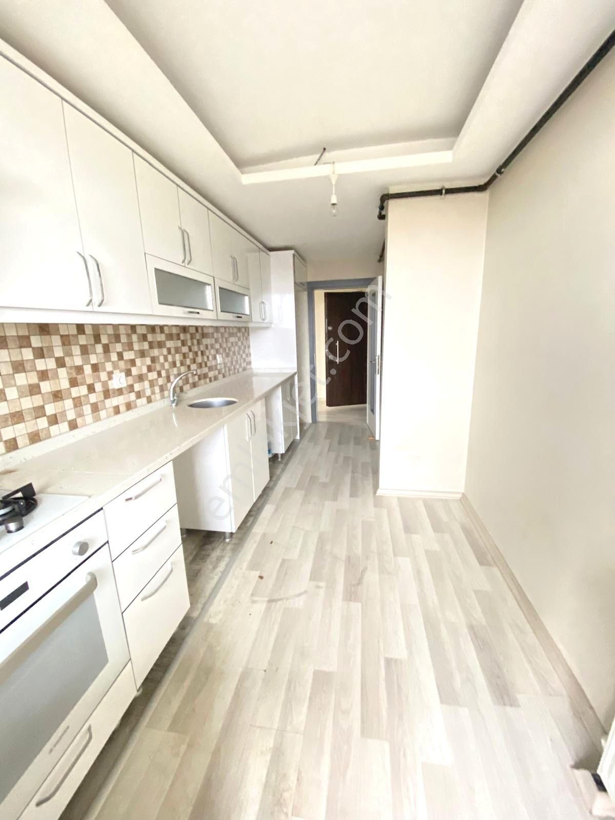 Çorlu Nusratiye Satılık Daire 2.250.000 TL 3+1 130M2 4 KAT NUSRATİYE MH ÜNSELİ FIRIN YAKINI 