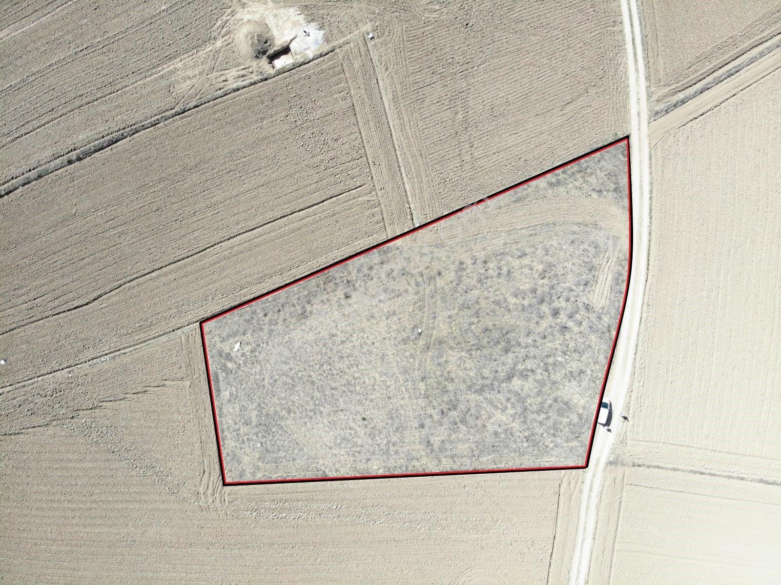 Antalya Elmalı Bozhüyük Mahallesinde Kadastrol Yola Cephe 2.780m2 Satılık Boş Tarla - Görsel 7