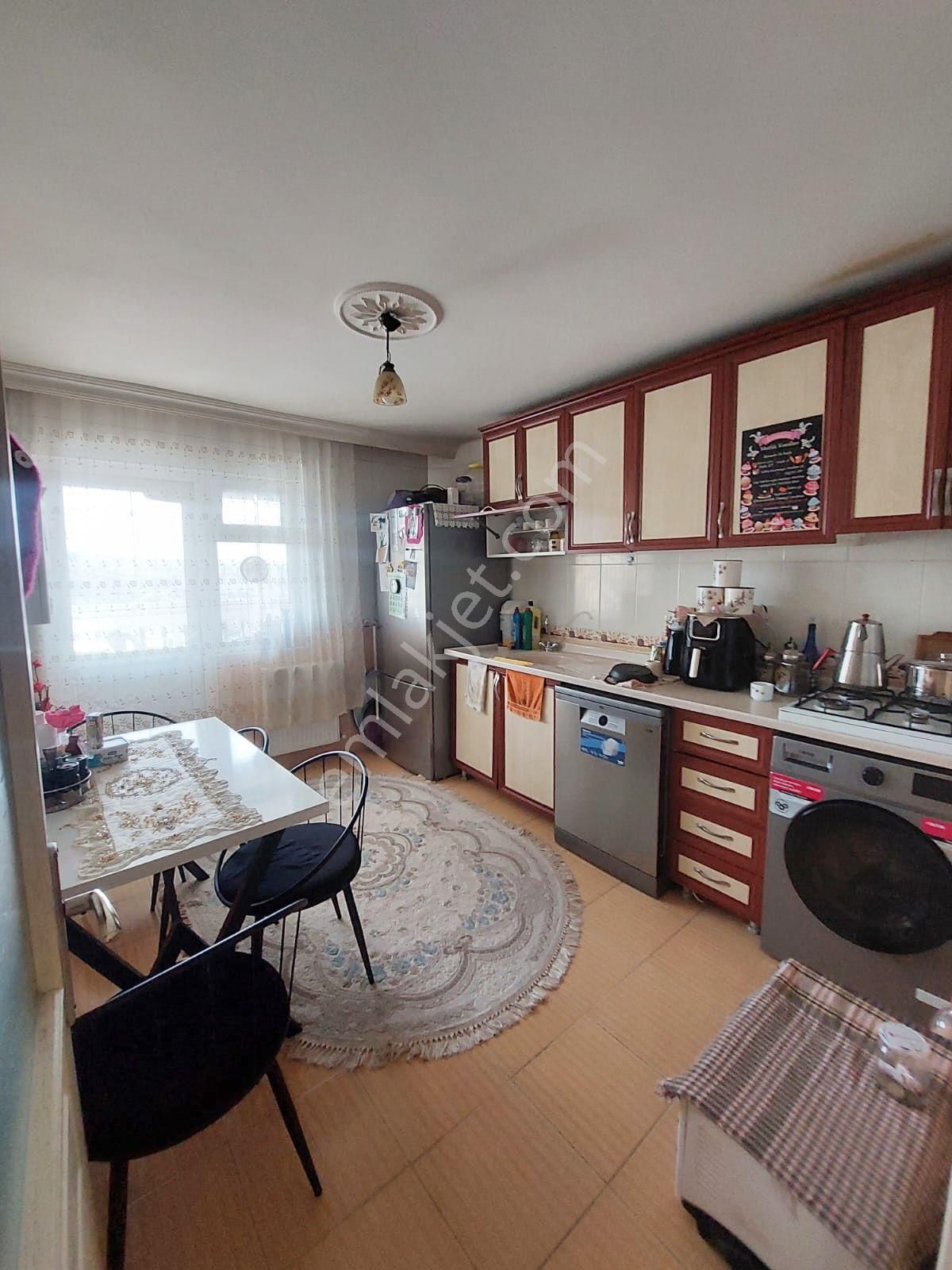 Mamak Kutlu Satılık Daire  MAMAK KUTLUDA 125M² 3 BALKONLU ÇİFT ASANSÖRLÜ ARA KATTA 3+1 SATILIK DAİRE