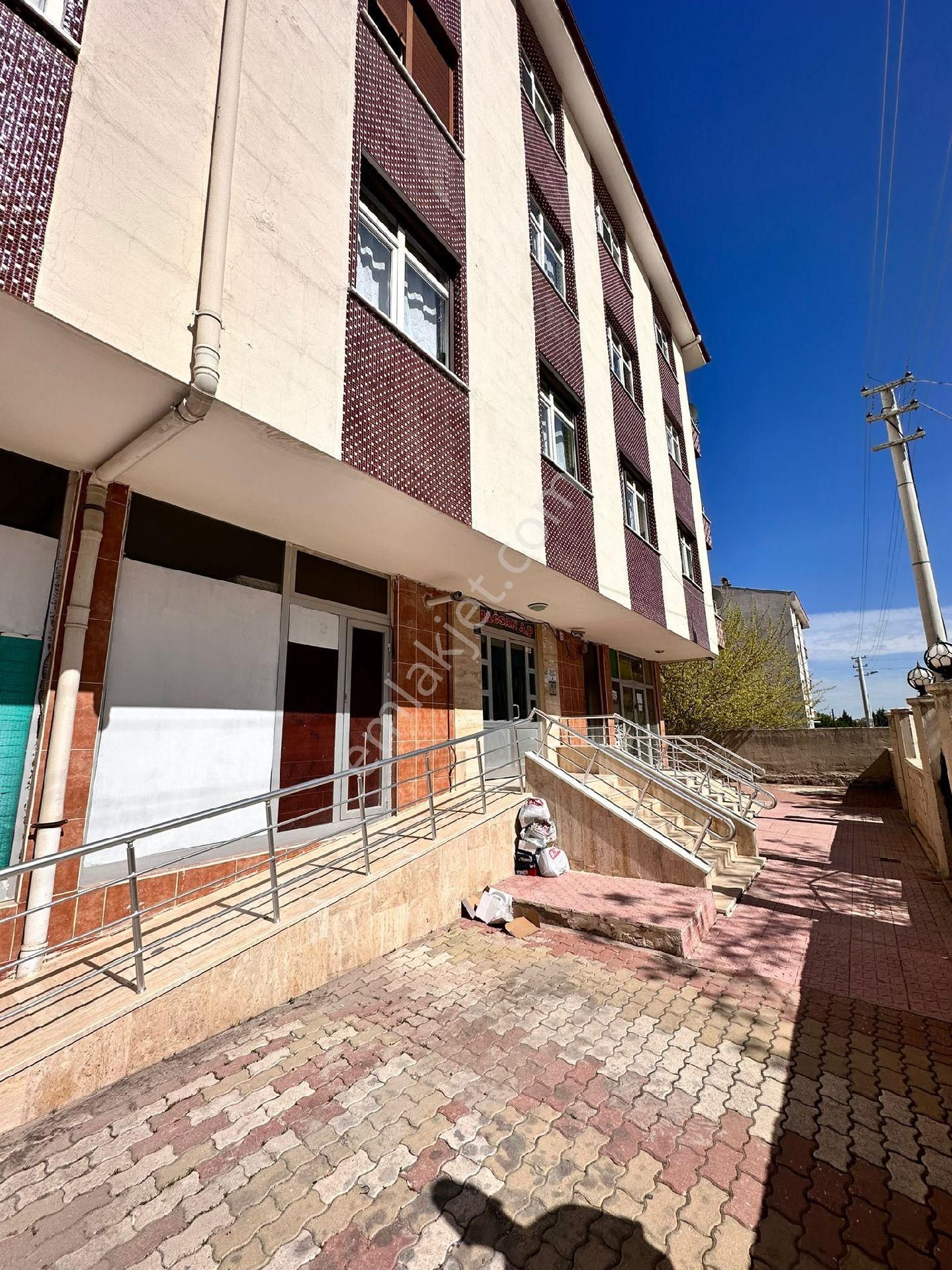 Selçuklu Akşemsettin Satılık Daire Akşemsettin mahallesi 2+1 asansör lü 