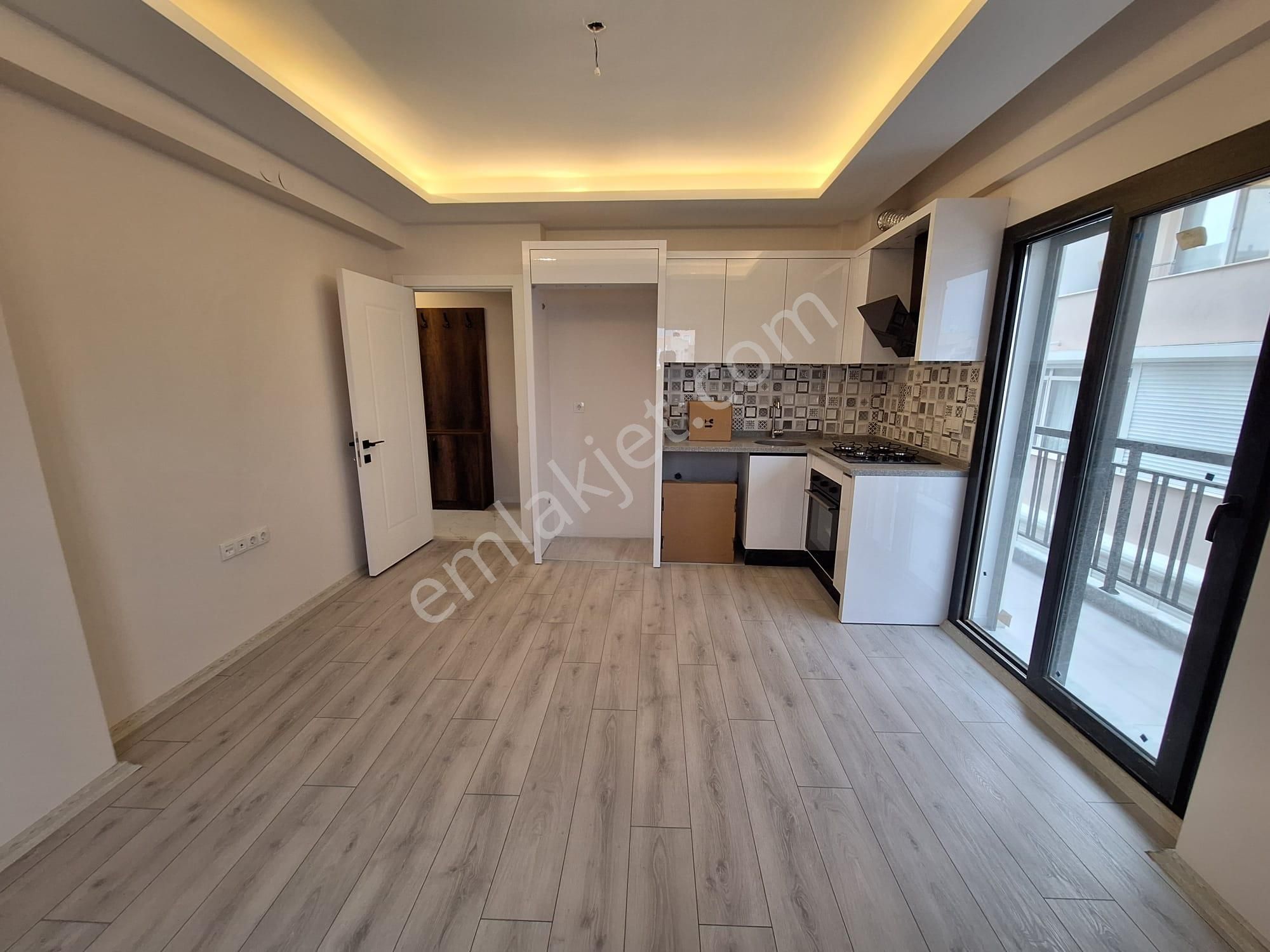 Dikili Çandarlı Satılık Daire  ÇANDARLI MERKEZE VE DENİZE YAKIN 2+1 SIFIR DAİRE