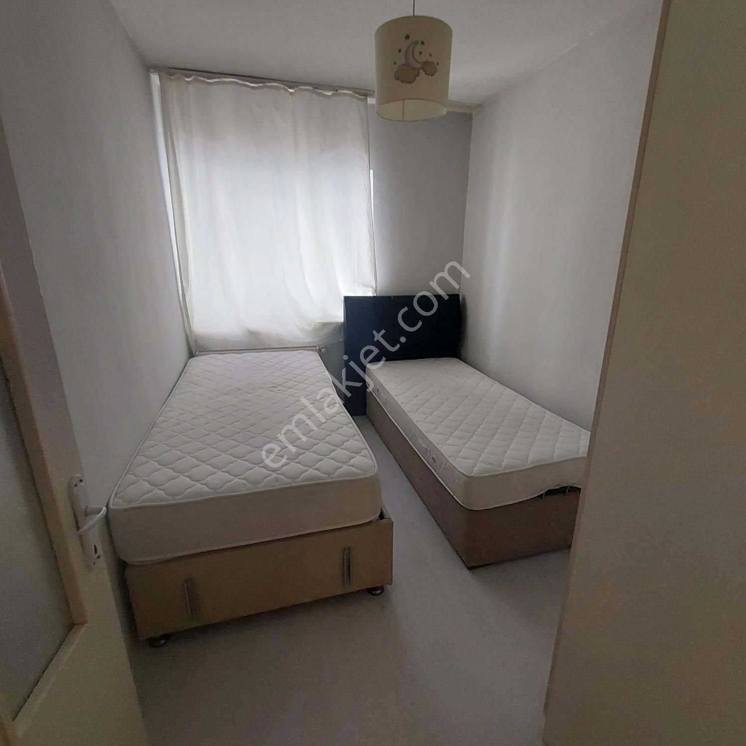 Sevgim Gayrimenkul'den Kanatlı Avm Yanında Satılık 4+2 Daire