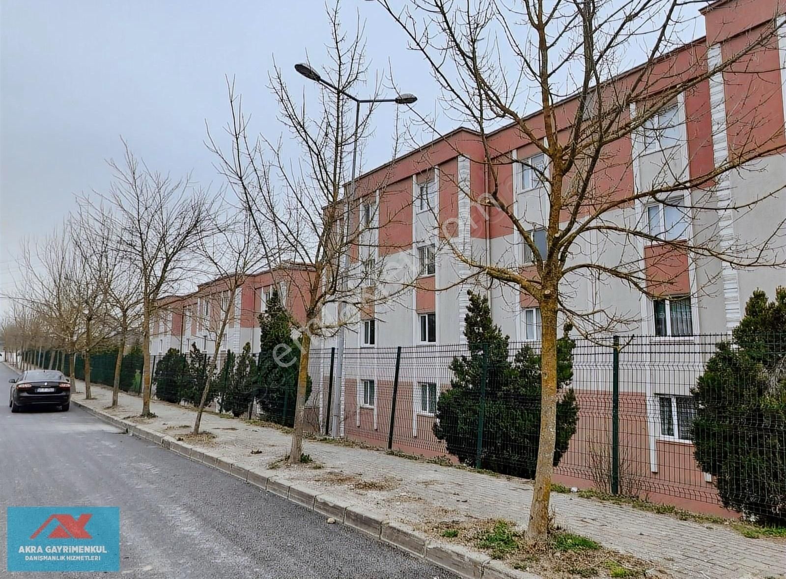 Körfez İlimtepe Satılık Daire AKRA GYO,dan İlimtepe,de 2+1DAİRE ACİL SATILIK masrafsız