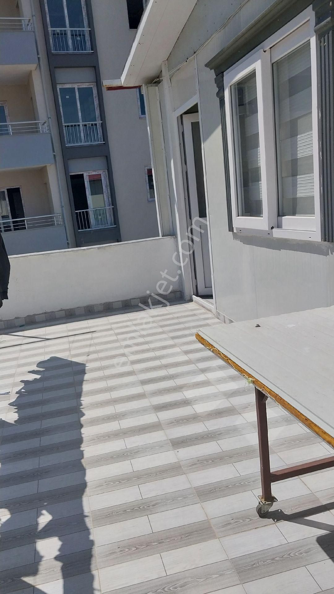 İncirlik Kemalpaşa Da Zemin İşyeri Artı 2katlı Müstakil - Görsel 27