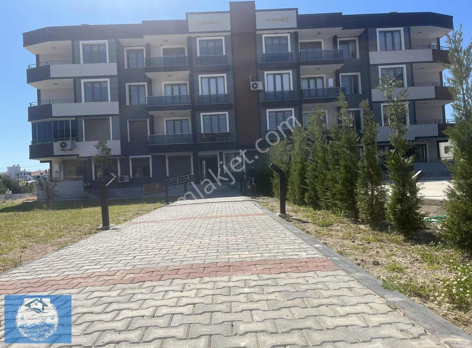 Ayvalık Altınova Satılık Daire MARİNADAN LÜX ,HAVUZLU SİTE İÇERİSİNDE SATILIK DAİRE