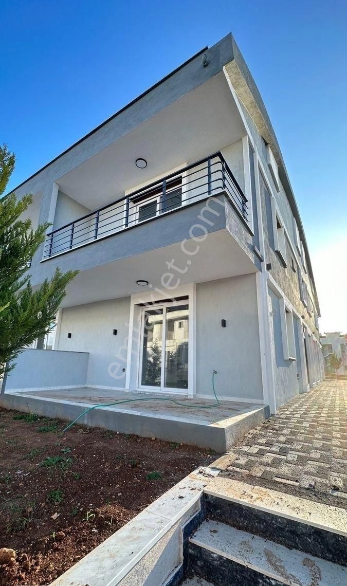 Didim Mersindere Satılık Villa Didimde satılık mavişehir Mersindere mahallesi nde 5 + 1 geniş bahçeli villa