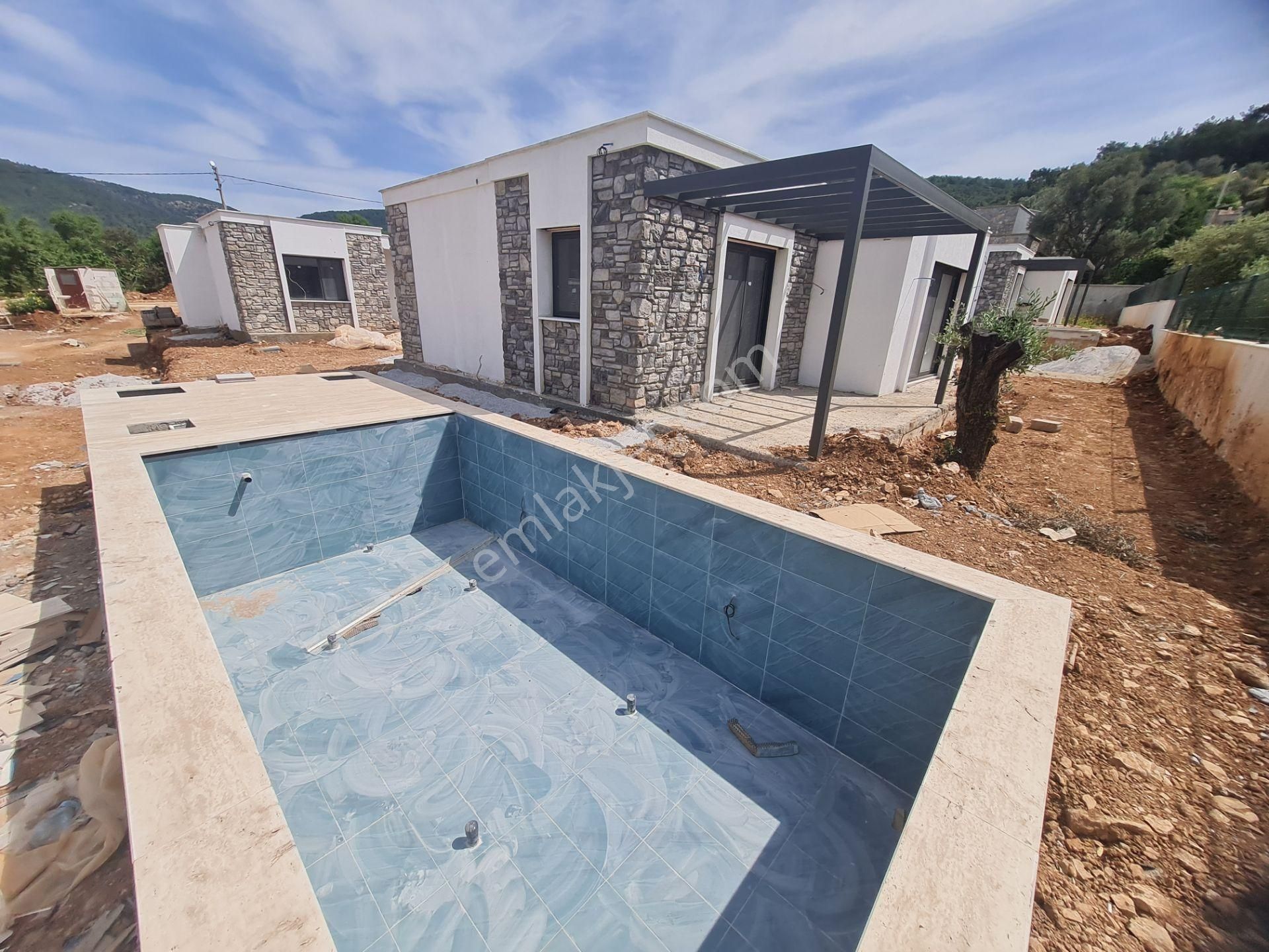 Bodrum Çiftlik Satılık Müstakil Ev  Bodrum yalıçiftlik te satılık tek katlı özel havuzlu villa