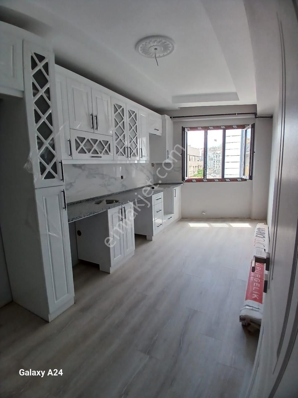 Turgutlu Subaşı Satılık Daire  AĞABEY GAYRİMENKUL'DEN SUBAŞI MAHALLESİNDE SATILIK DAİRE