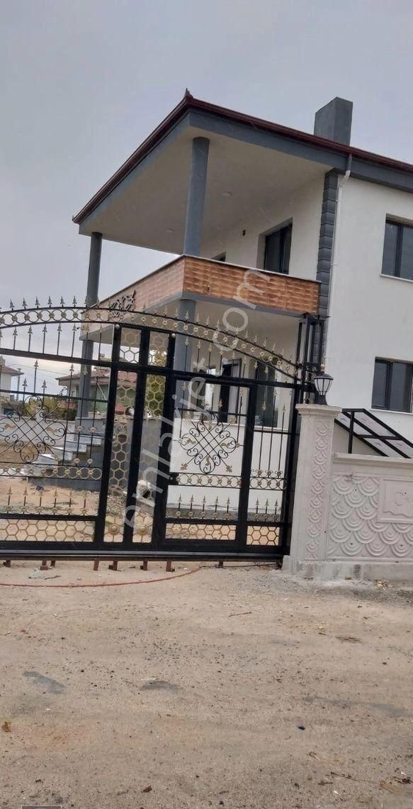 Niğde Merkez Sazlıca Bld. (Yeni) Satılık Villa  NİĞDE DENİZ EMLAK TAN SAZLICA YENİDE SATILIK VİLLA