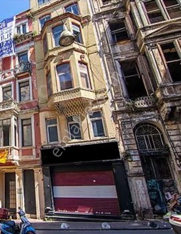 Beyoğlu Hüseyinağa Satılık Bina Beyoğlu, Balo Sokak Satılık Bina