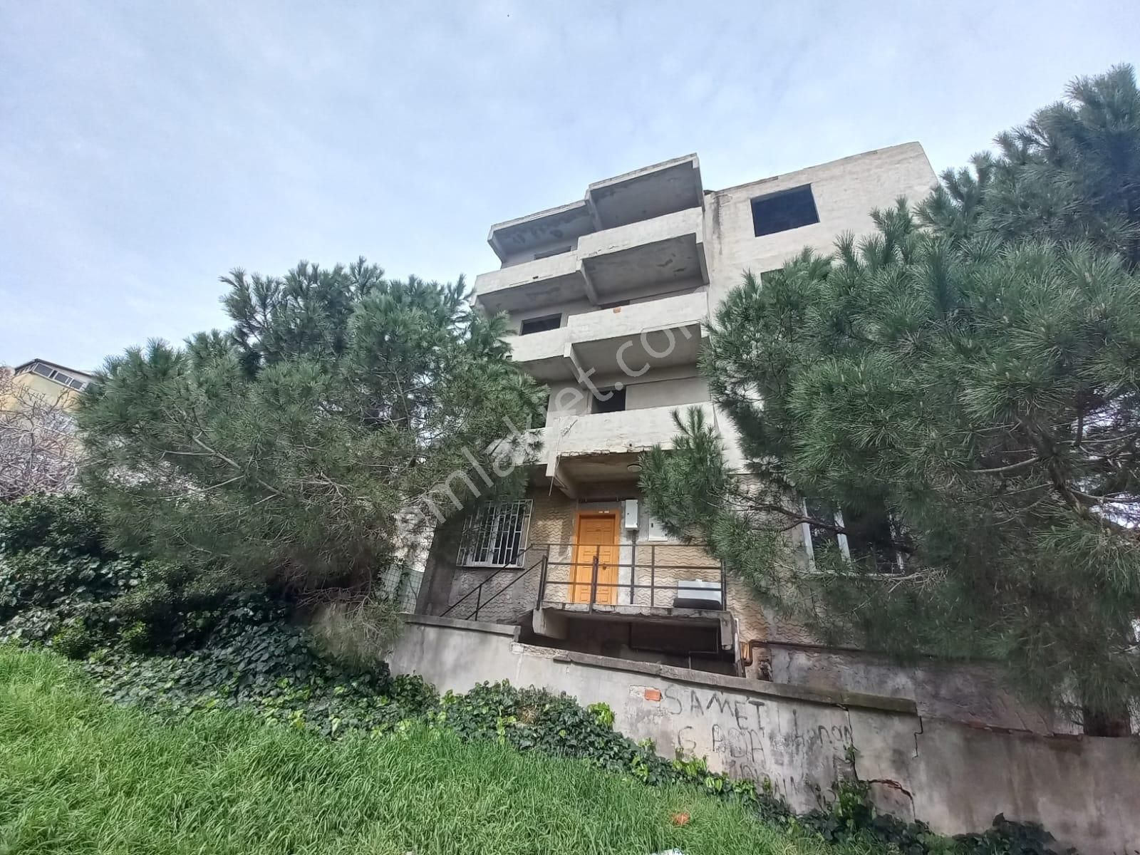 Pendik Şeyhli Satılık Bina  Remax Maviden Arsa Fiyatına Komple Satılık Bina.