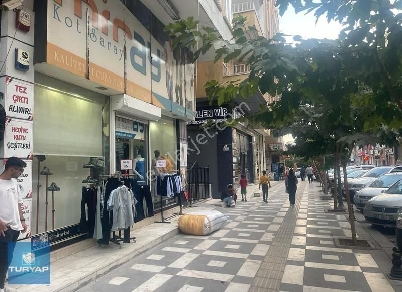 Haliliye Şair Şevket Satılık Dükkan & Mağaza turyap'tan Bahçelievler'de satılık 3 katlı dükkan