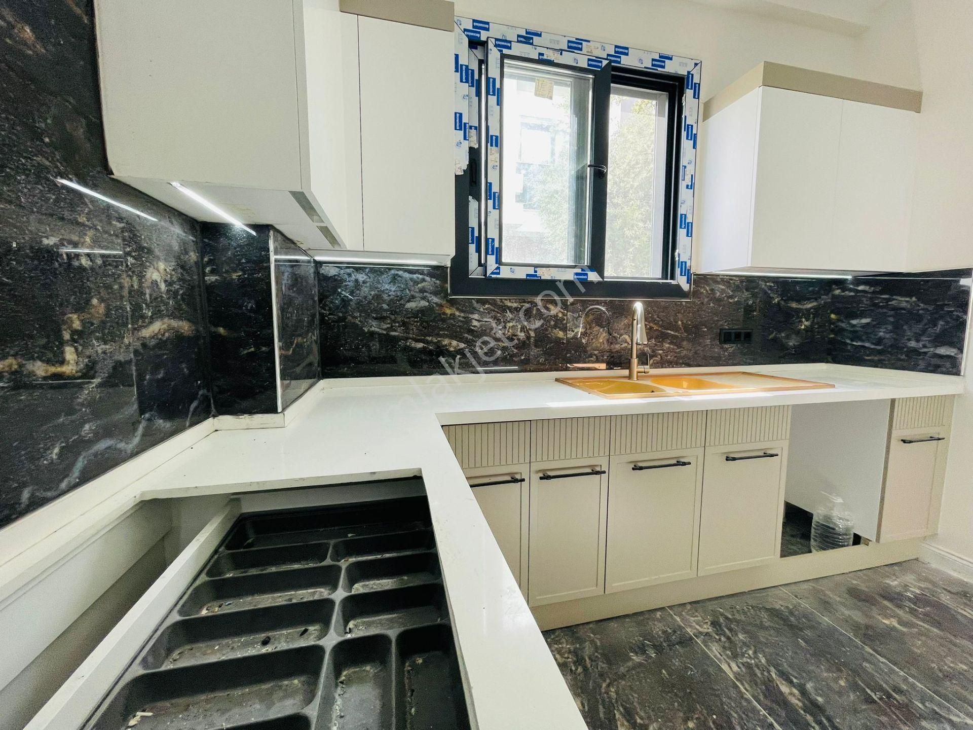 Sahıle 500 M -full Manzara-özel Havuz-bahçe-yerden Isıtma-asansör-sauna-ultra Lüx-tamamı Müstakil - Görsel 20