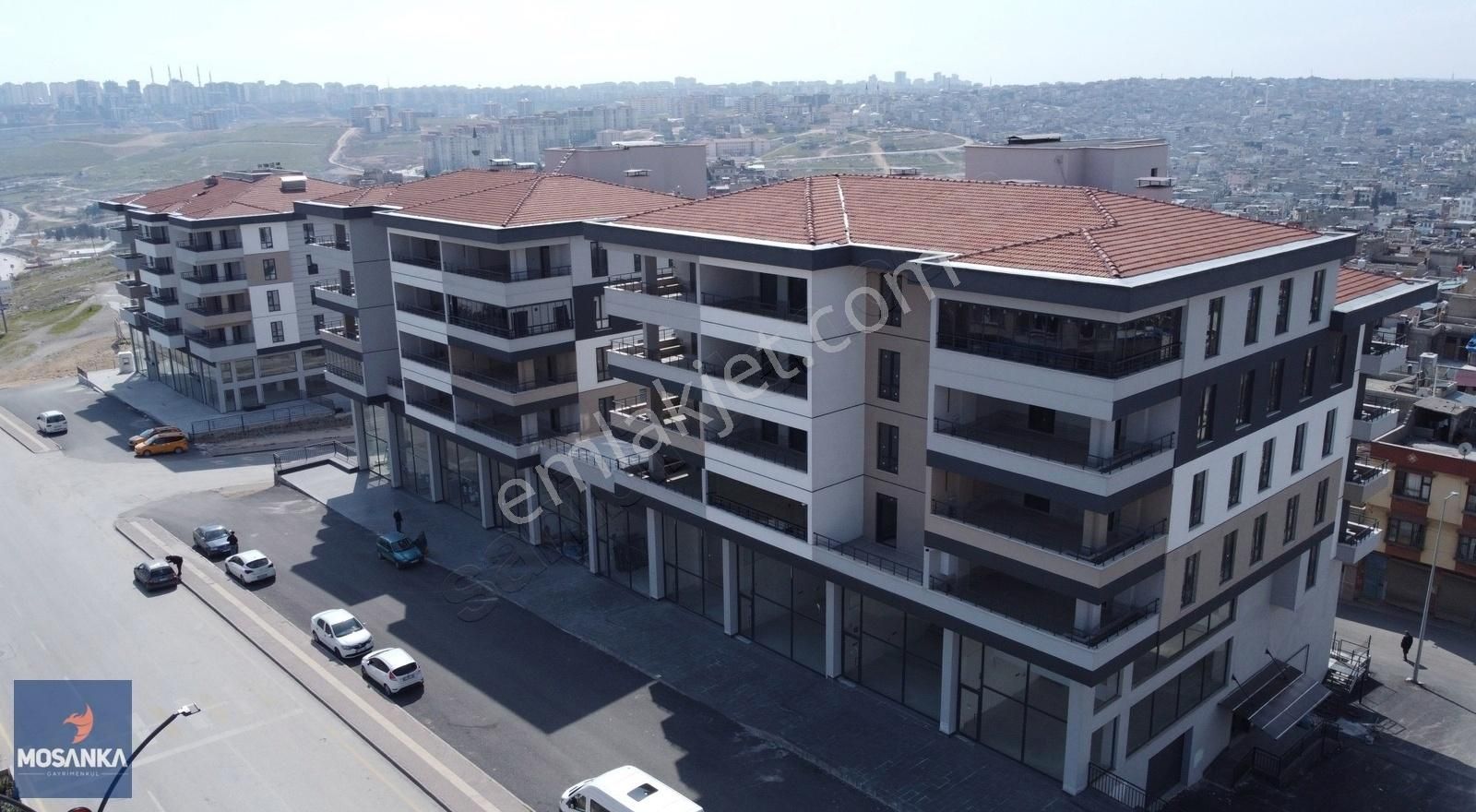 Şahinbey Kıbrıs Satılık Dükkan & Mağaza MosAnka'dan Merkezi Lokasyonda Satılık Ticari Dükkan