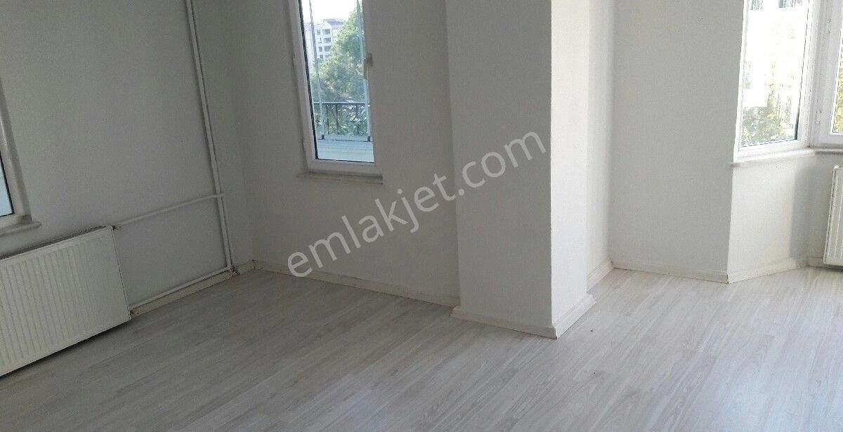 Balıkesir/edremit'te Park Karşısı Çevre Yolu Ve Finansbank 100m 4.kat 135m2 3x1 Jeotermal,asansörlü - Görsel 14