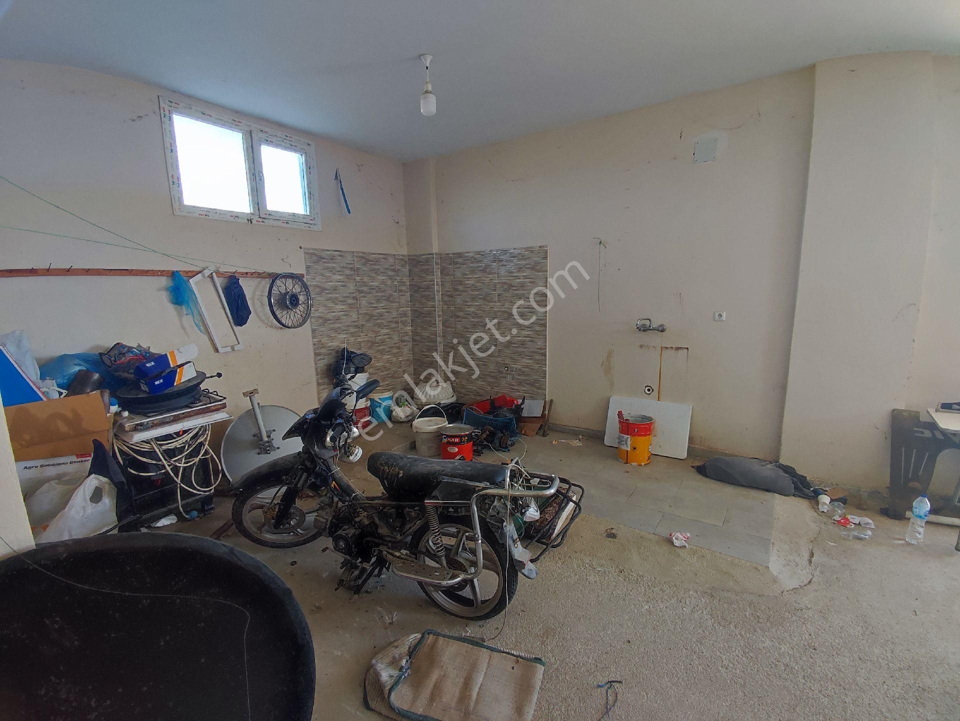 Gms Emlak'tan Karataş'ta Ultra Lux Deniz Manzaralı 1 Dönüm Arsa Üstüne Kurulu 3 Katlı Ve Garajlı Ev - Görsel 24