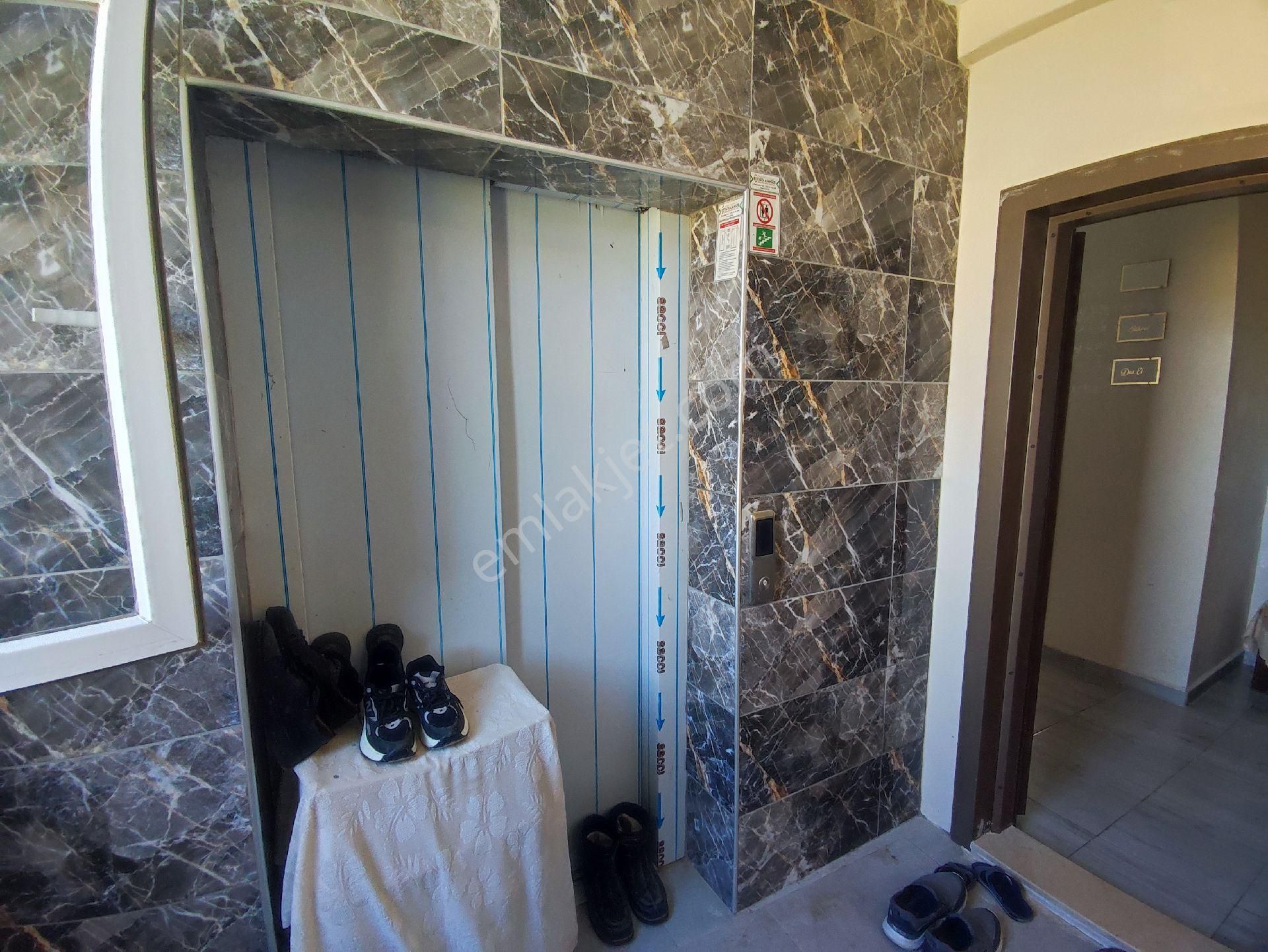 Gms Emlak'tan Karataş'ta Ultra Lux Deniz Manzaralı 1 Dönüm Arsa Üstüne Kurulu 3 Katlı Ve Garajlı Ev - Görsel 20