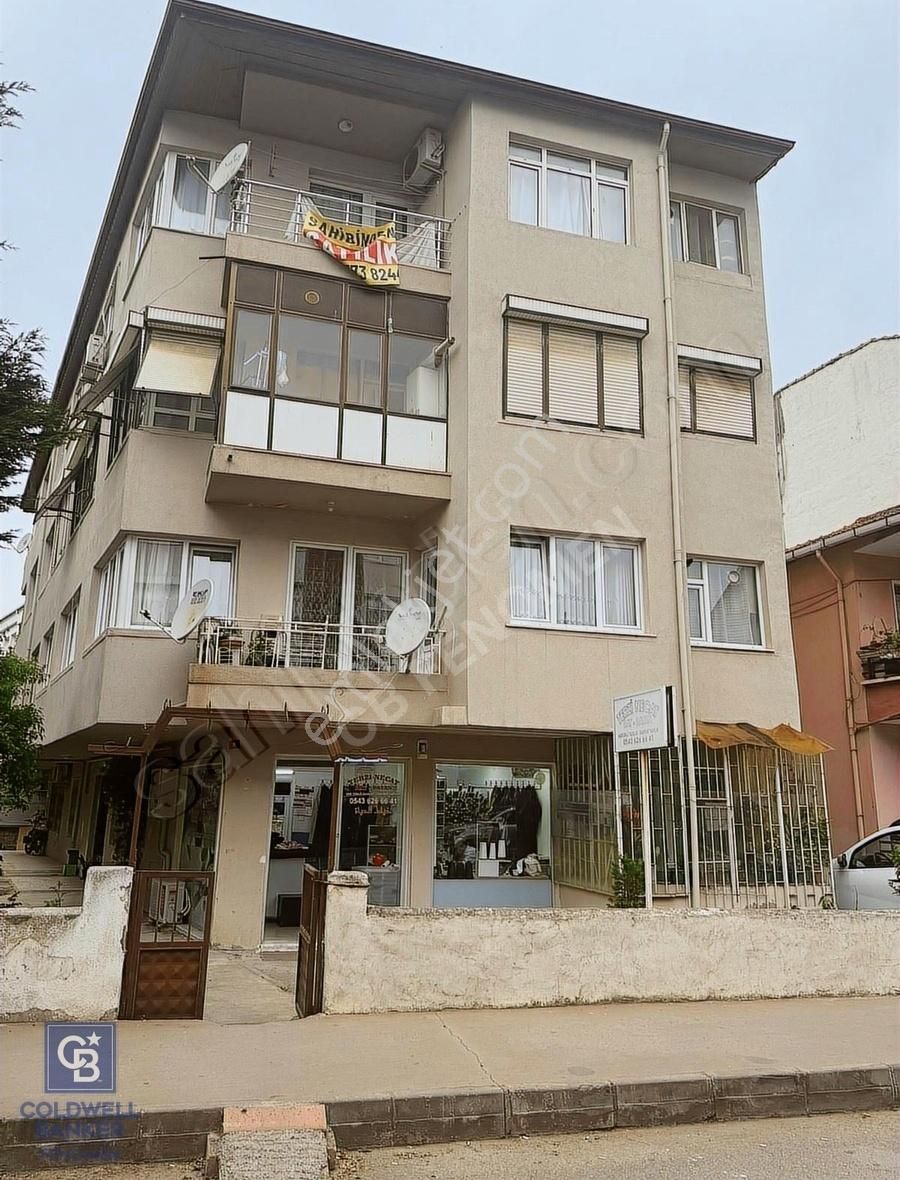 Yalova Merkez Bahçelievler Satılık Daire YALOVA MERKEZDE SAHİLE YÜRÜME MESAFESİNDE 3+1 SATILIK DAİRE