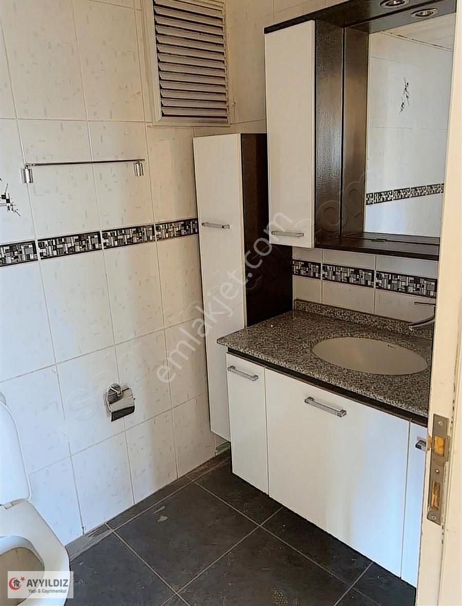 Bayraklı Da Kiralık 3+1 Doğalgazlı Daire - Görsel 18