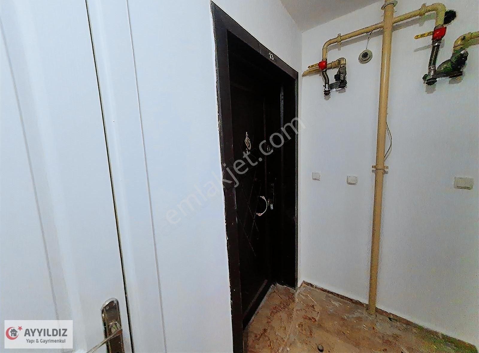 Bayraklı Da Kiralık 3+1 Doğalgazlı Daire - Görsel 3