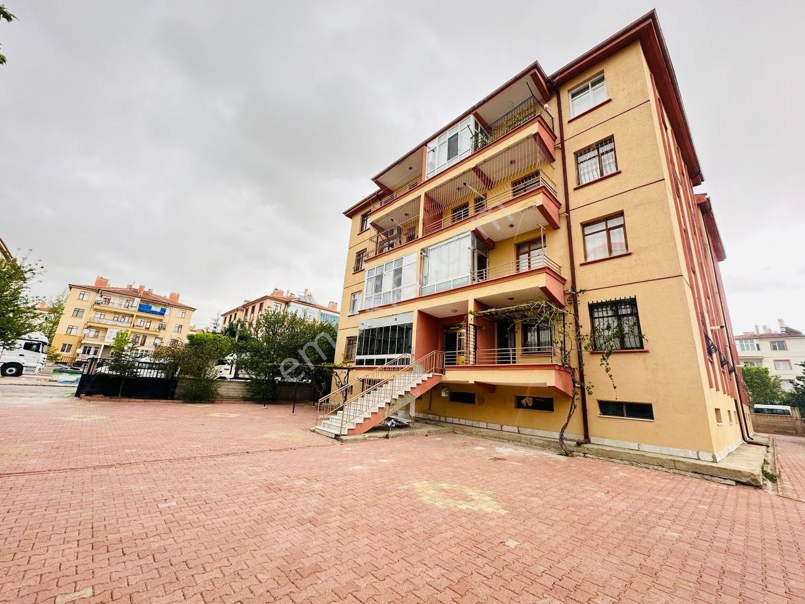 Selçuklu Kosova Satılık Daire KOSOVA MAH. FARABİ HASTANESİ YAKINI 3+1 SATILIK DAİRE 