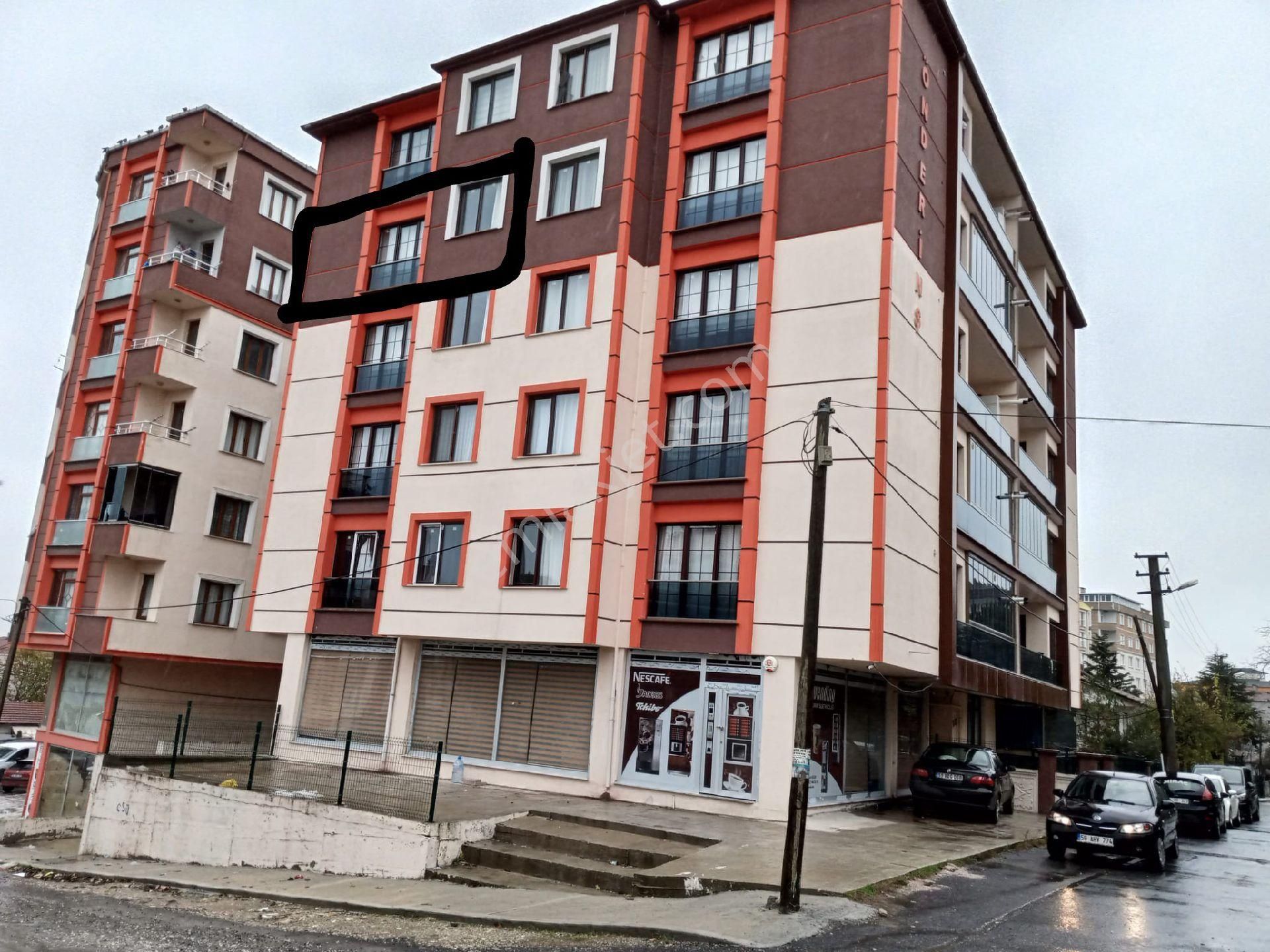 Çerkezköy Kızılpınar Atatürk Satılık Daire Kızılpınar Atatürk Mahallesi'nde sahibinden iskanlı ekstralı masrafsız 2+1 dairem satılıktır 