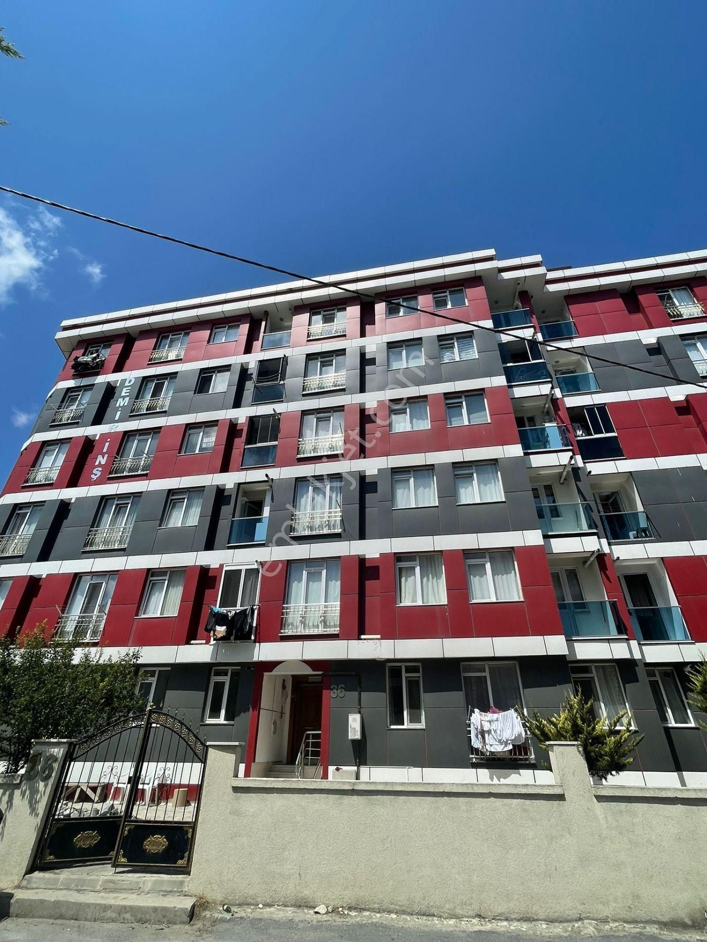 Arnavutköy Hadımköy Satılık Daire  ERMET EMLAK İSTANBUL HADIMKÖY SATILIK 2+1 BAKIMLI DAİRE