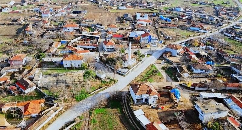 Babaeski Erikleryurdu Köyü Satılık Tarla 2211 M2 Erikleryurdu Köyünde 2,5 Kat İmarlı Satılık Arsa