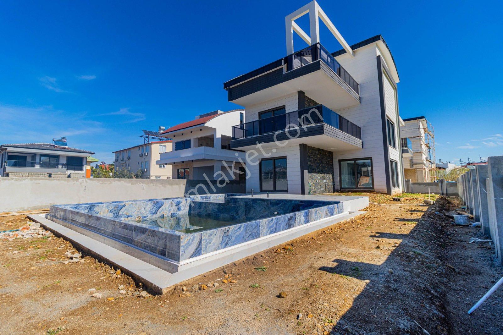Serik Kadriye Satılık Villa BELEK KADRİYE'DE ŞIK KONFORLU SIFIR VİLLA