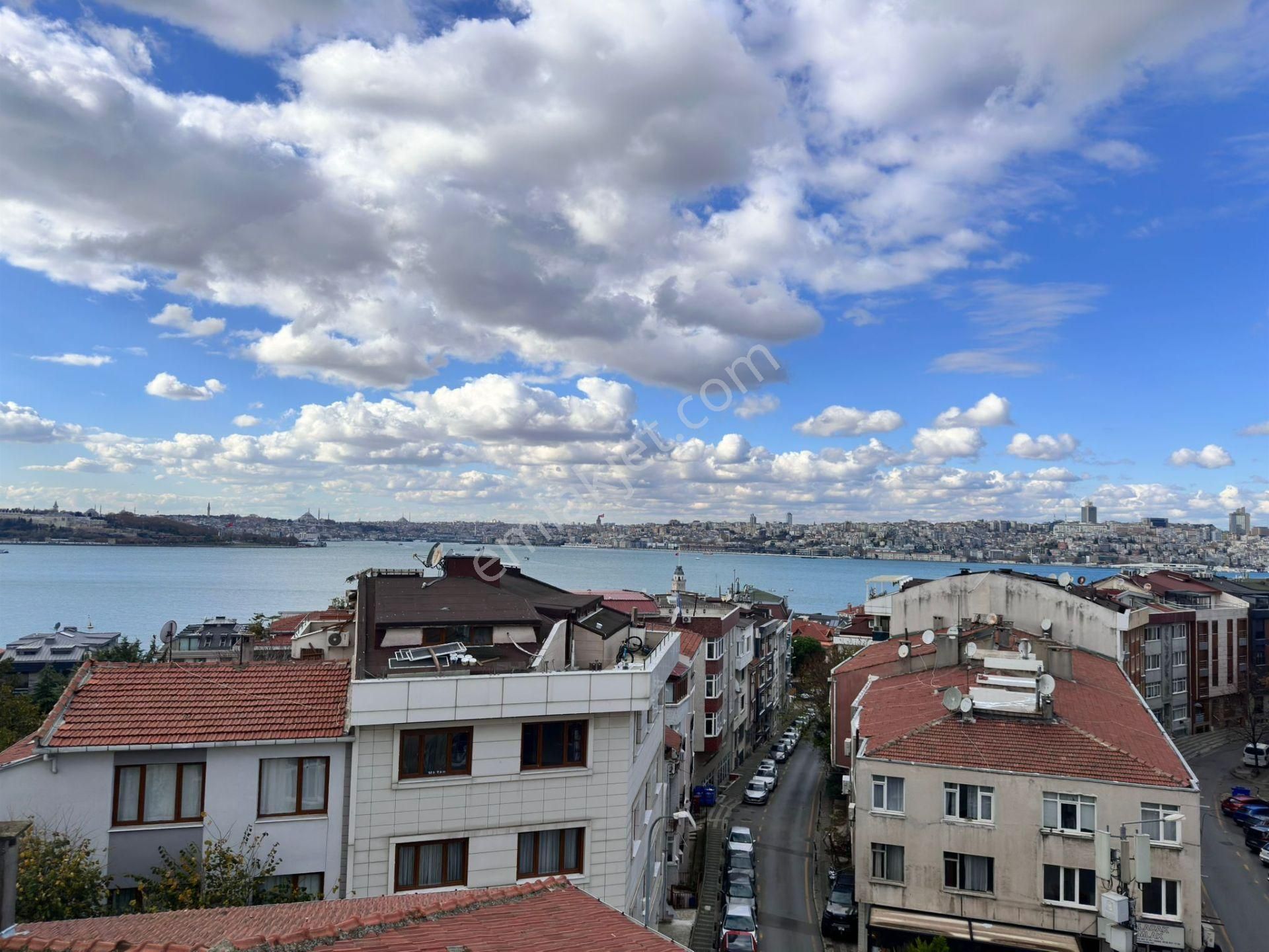 Üsküdar Salacak Satılık Daire Üsküdar Doğancılarda 2+1 80m2 Deniz Gören Sıfır Dubleks Daire