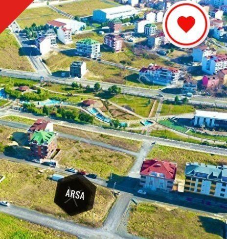 Arnavutköy Mustafa Kemal Paşa Satılık Konut İmarlı Arnavutköy vadii parkın yanı 253m2 imarlı ifrazlı arsa